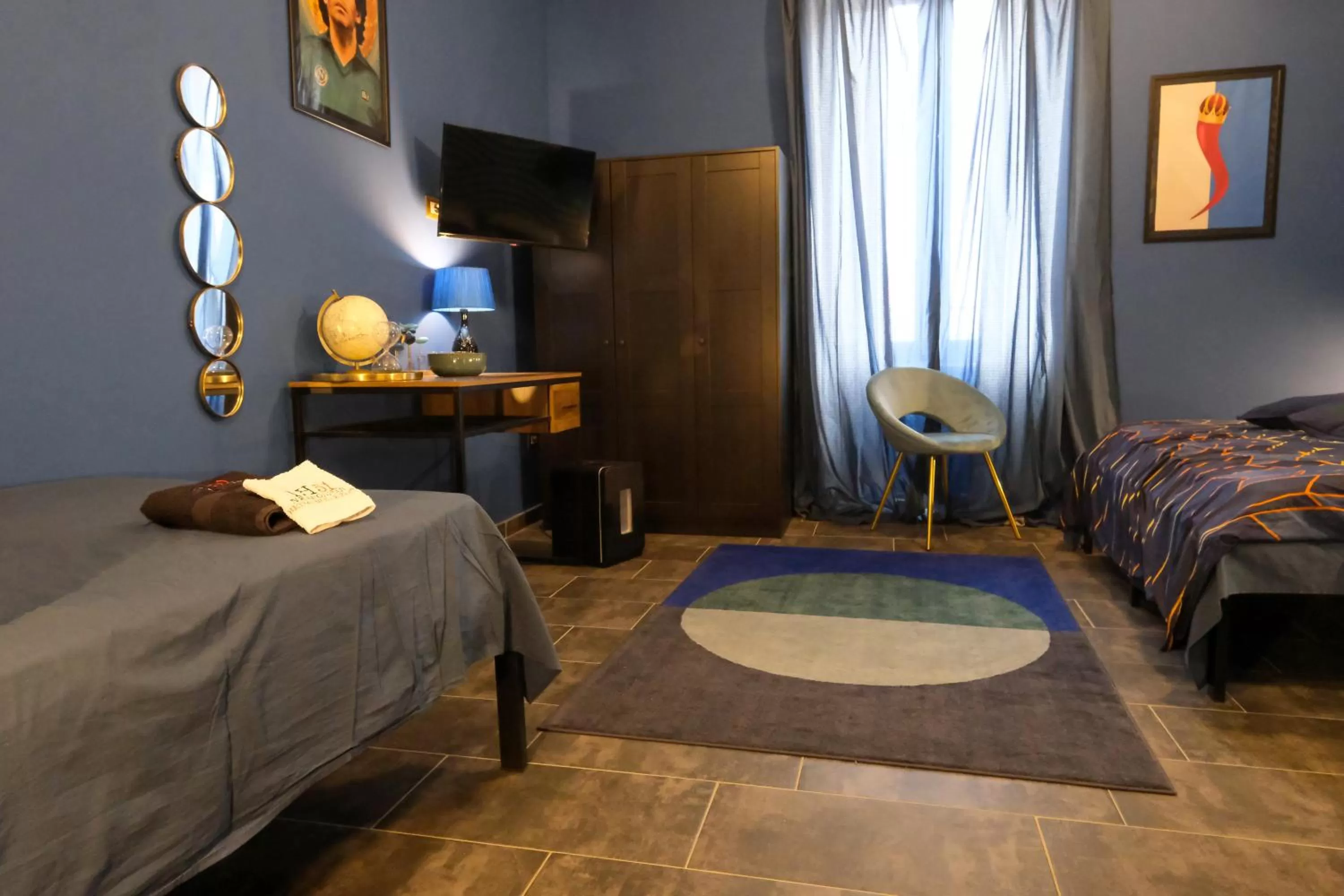 Bedroom, Bed in LH51 B&B