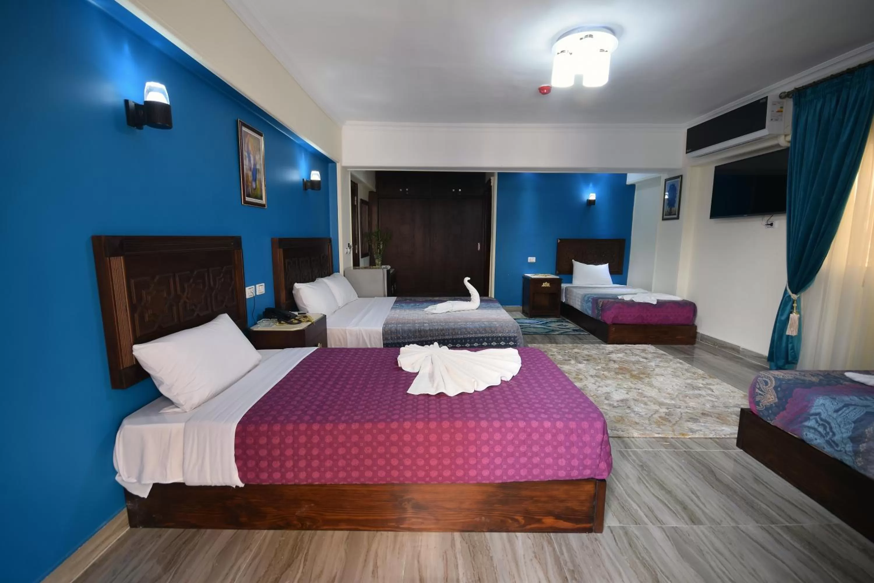 Photo of the whole room, Bed in Amin Hotel