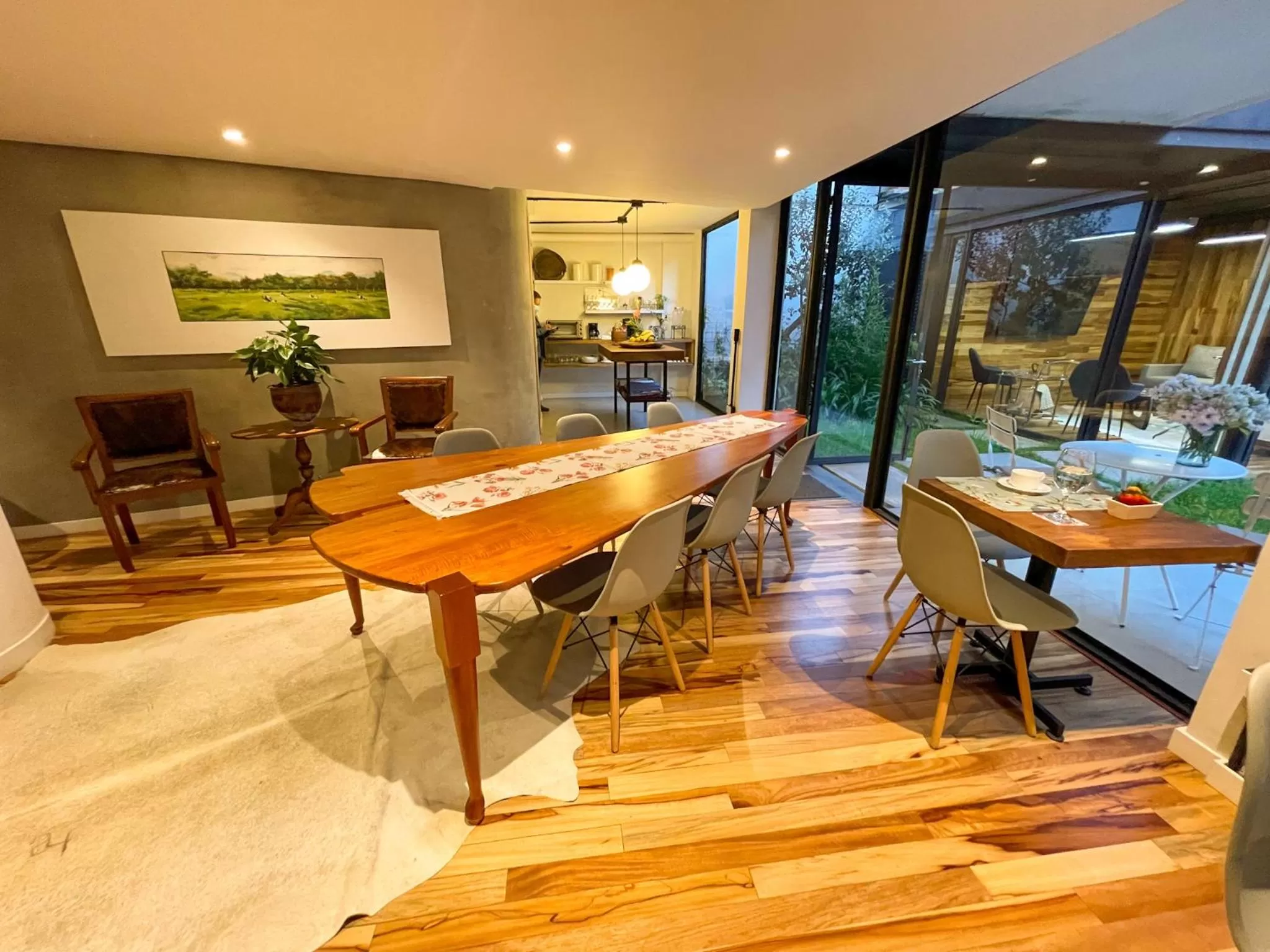 Restaurant/places to eat in Lucitania Hotel Boutique