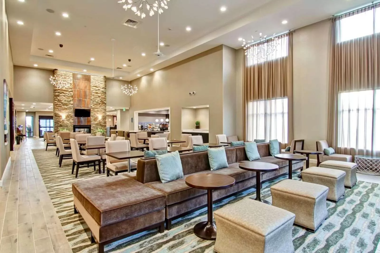 Dining area in Homewood Suites By Hilton Clifton Park