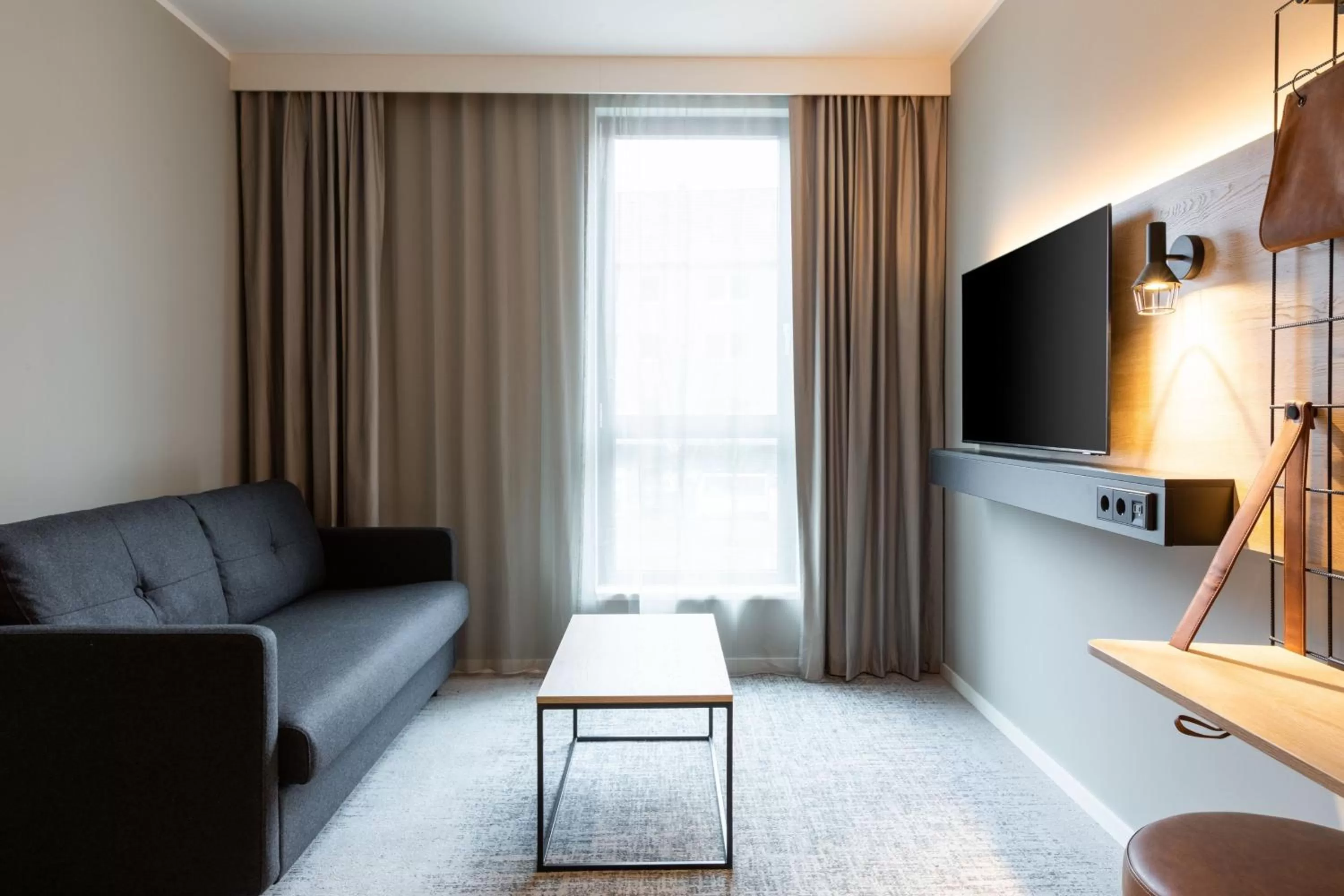 Photo of the whole room in Moxy Dortmund City