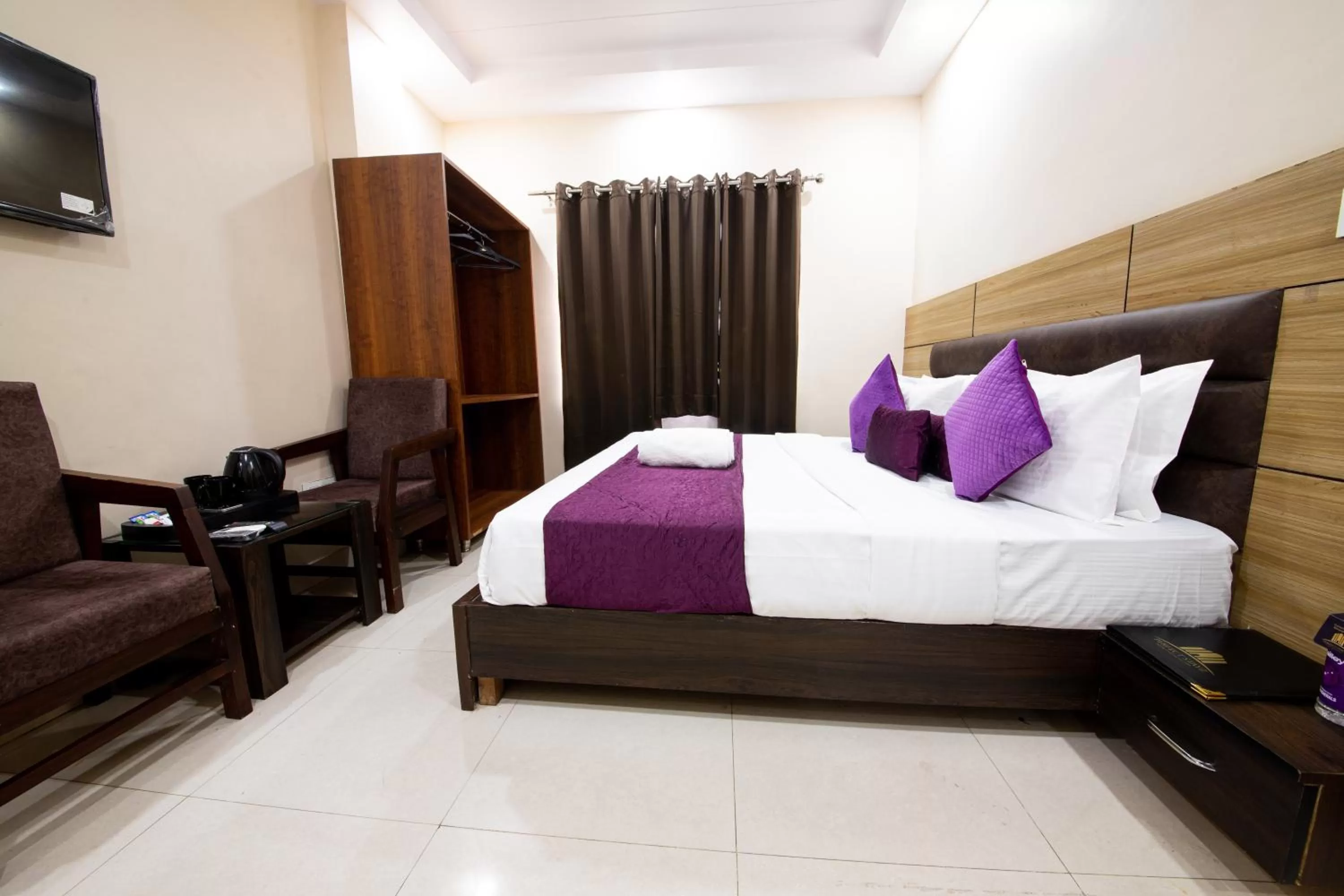 Bed in Perfectstayz Value Dwarkesh - Hotel Near Haridwar Railway station