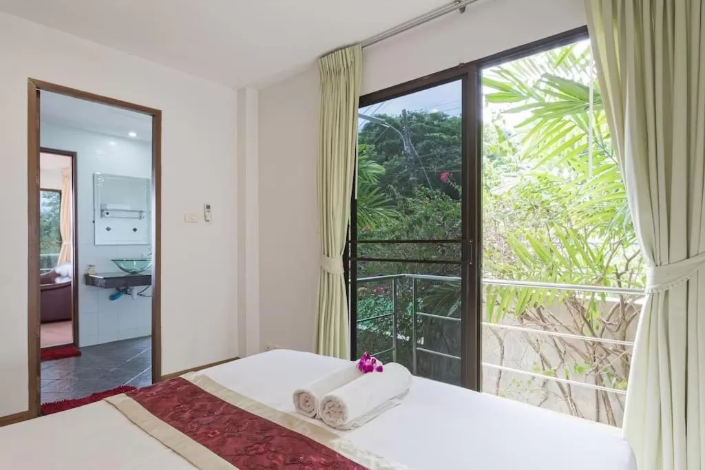 Bed in Mountain Seaview Luxury Apartments