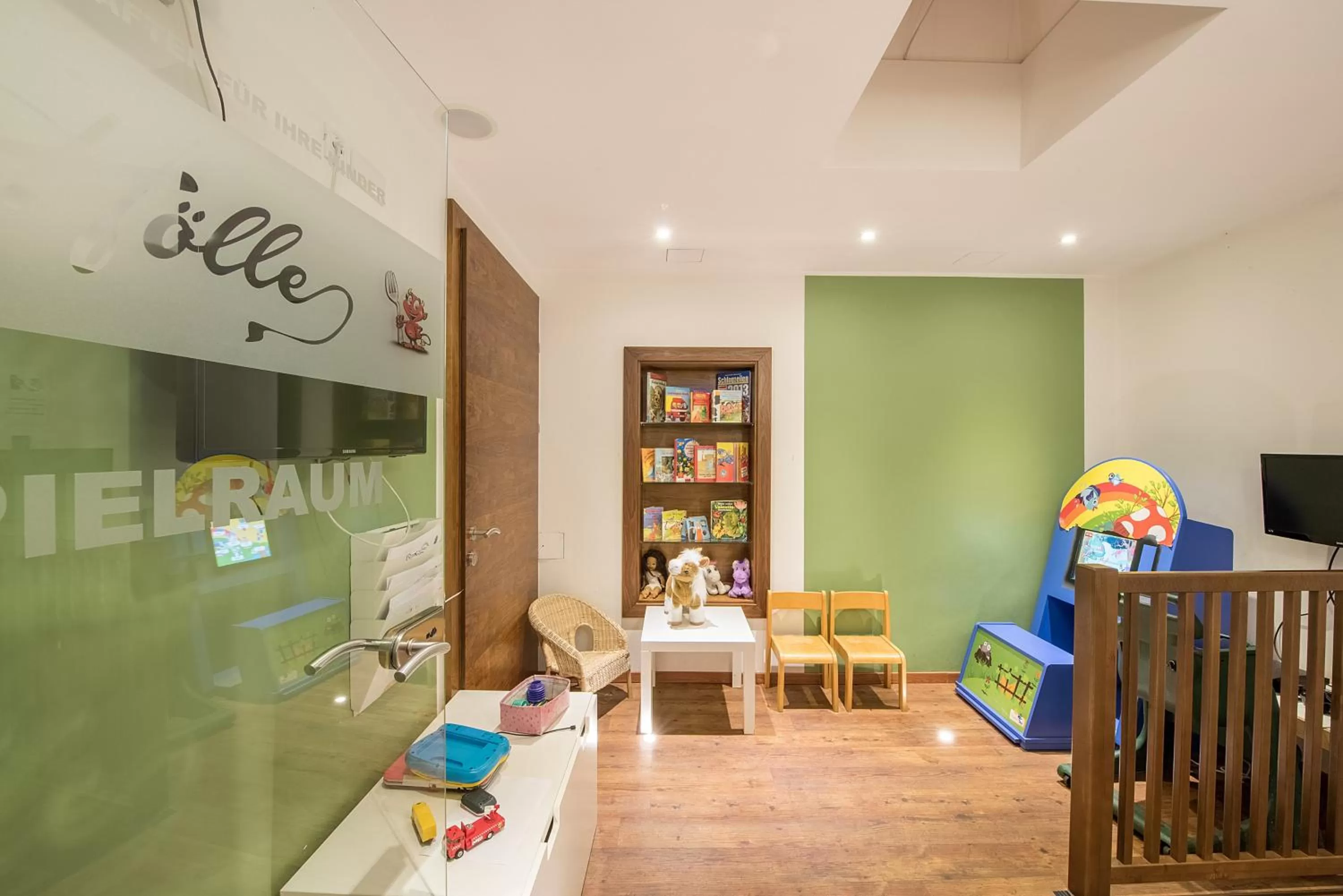 Game Room in Austria Classic Hotel Hölle