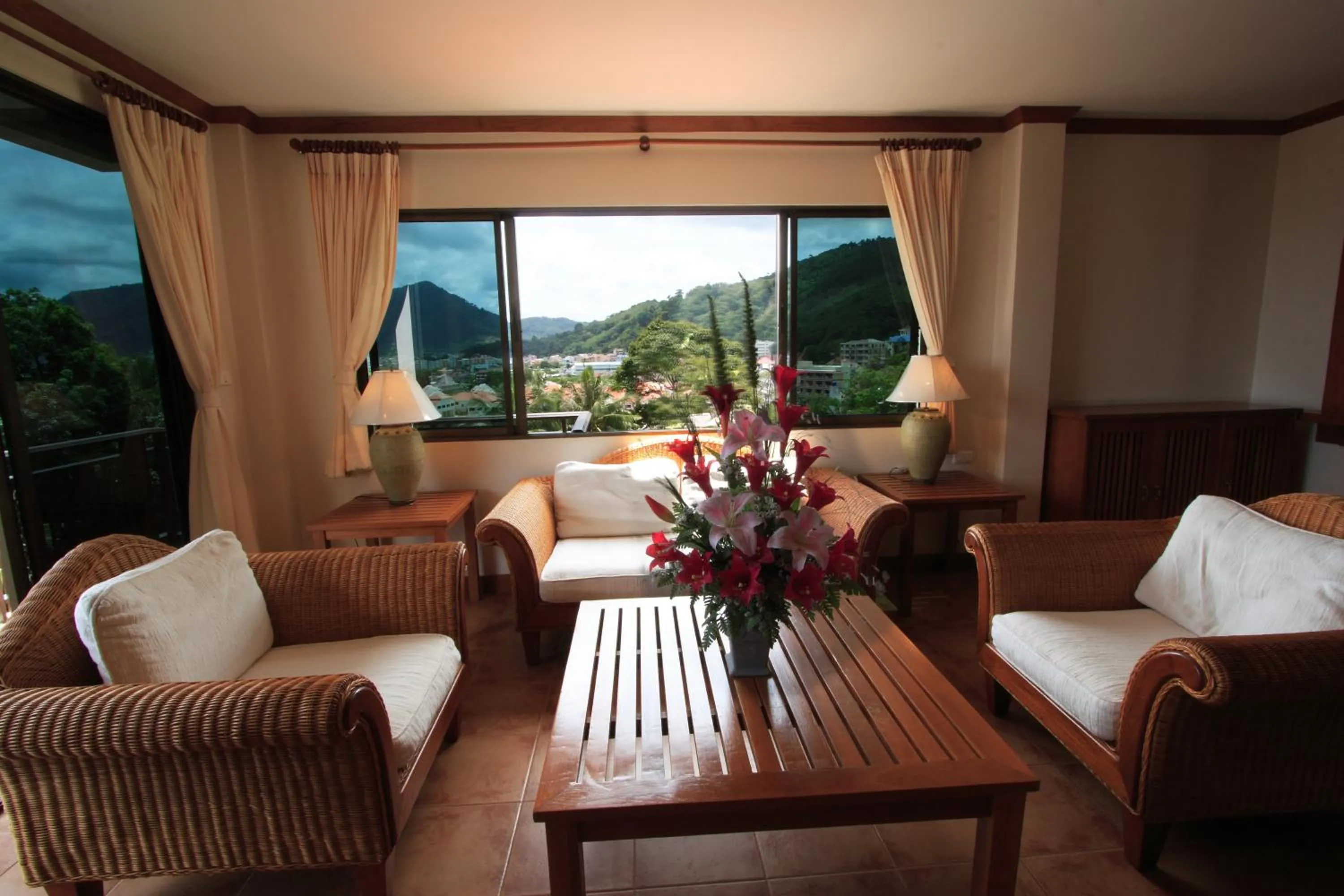 Living room in Sun Hill Hotel Patong