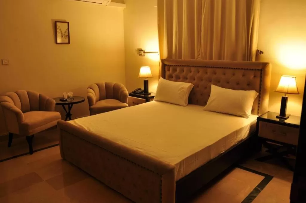 Bed in Reina Boutique Hotel - G6