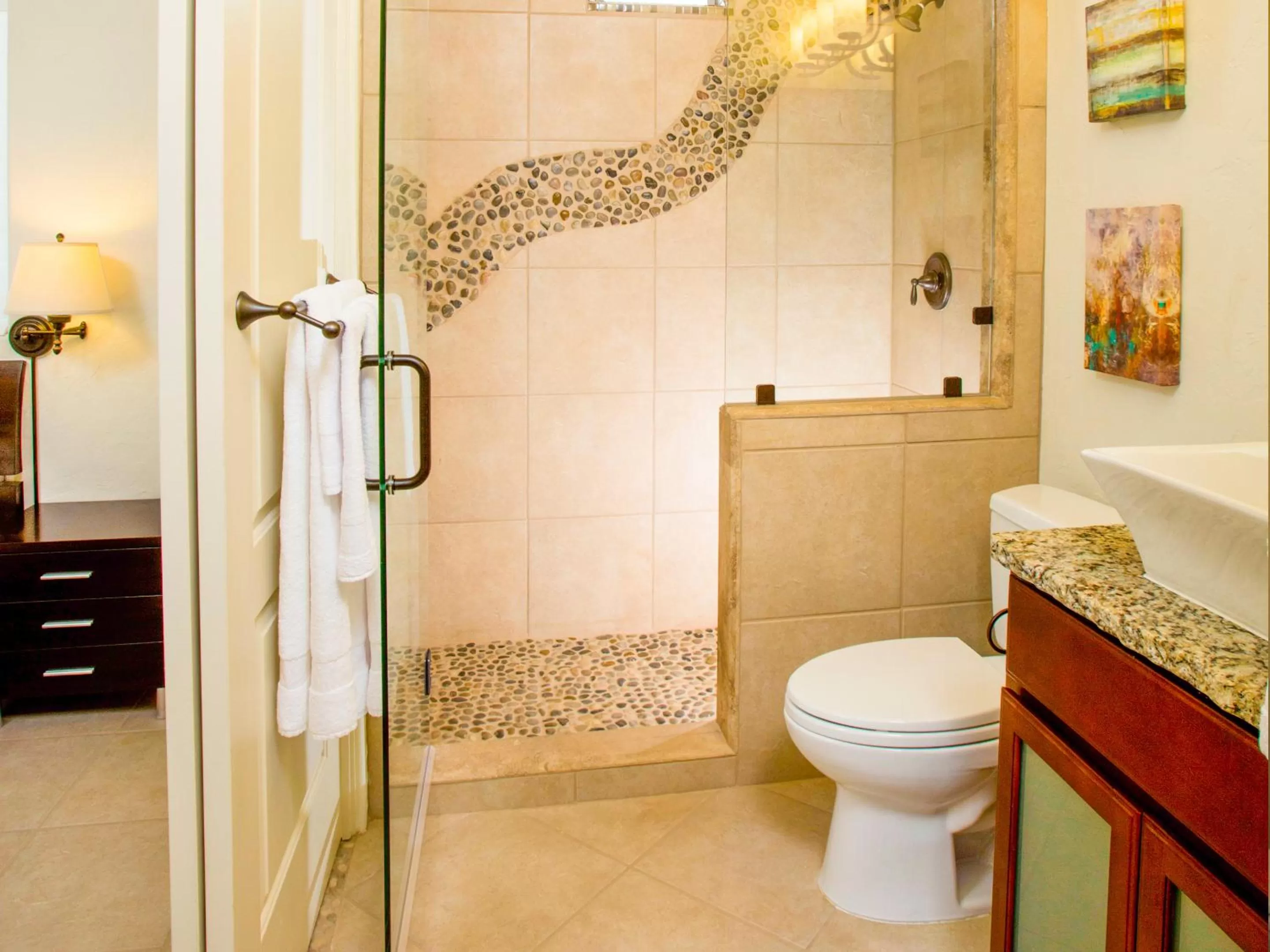 Bathroom in The Resort at Schlitterbahn