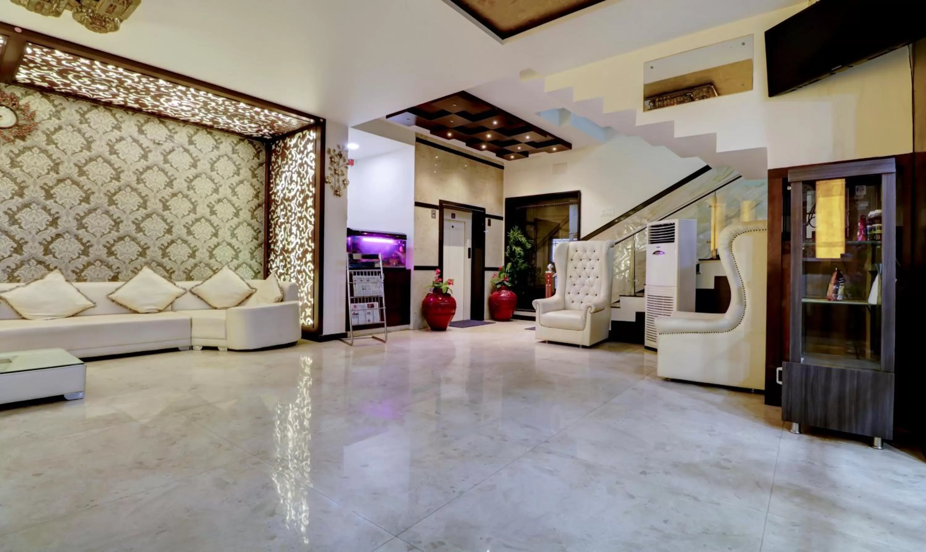 Lobby/Reception in Treebo Trend Orchid MG Road
