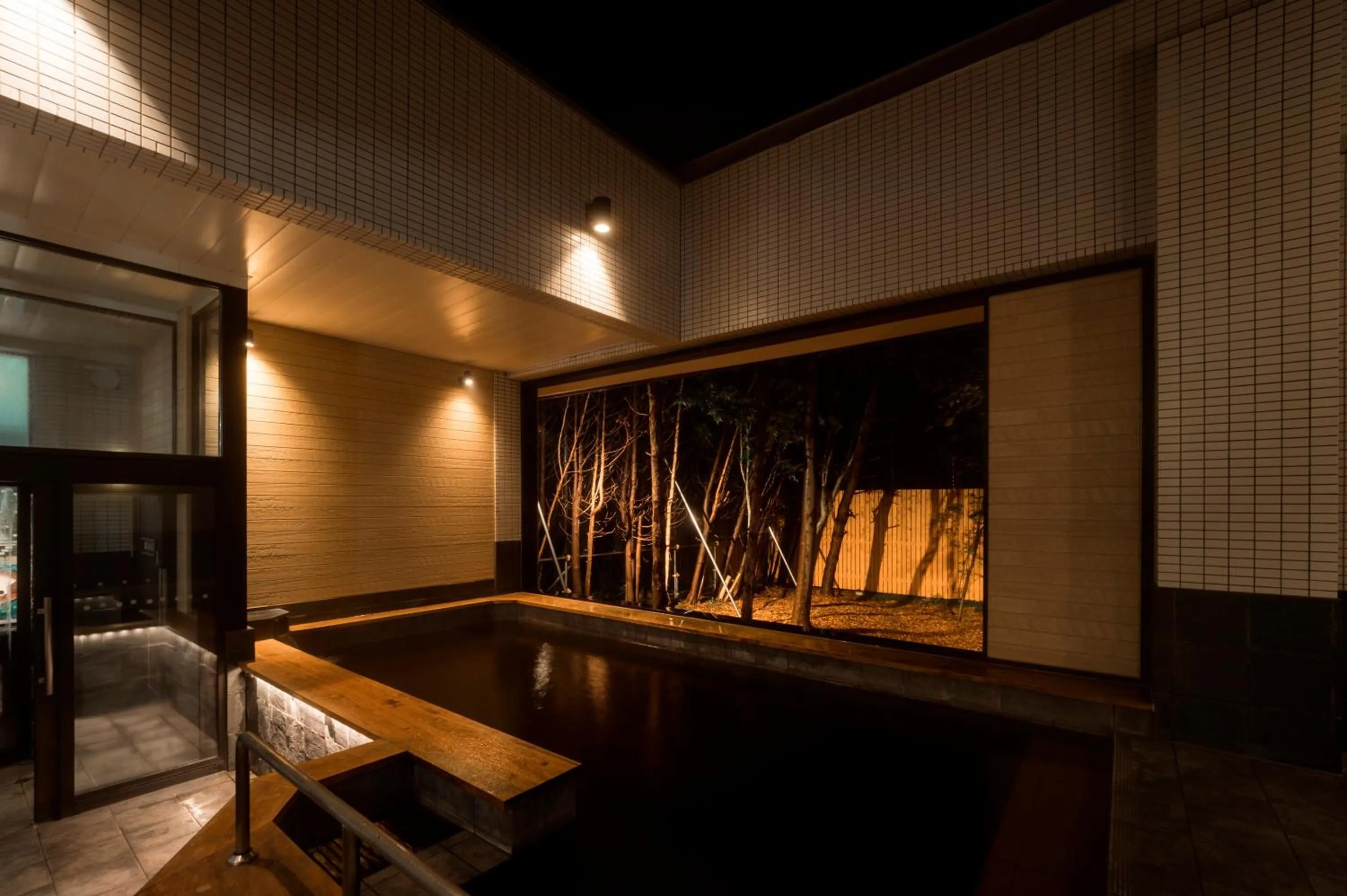 Hot Spring Bath in Hotel Daiheigen