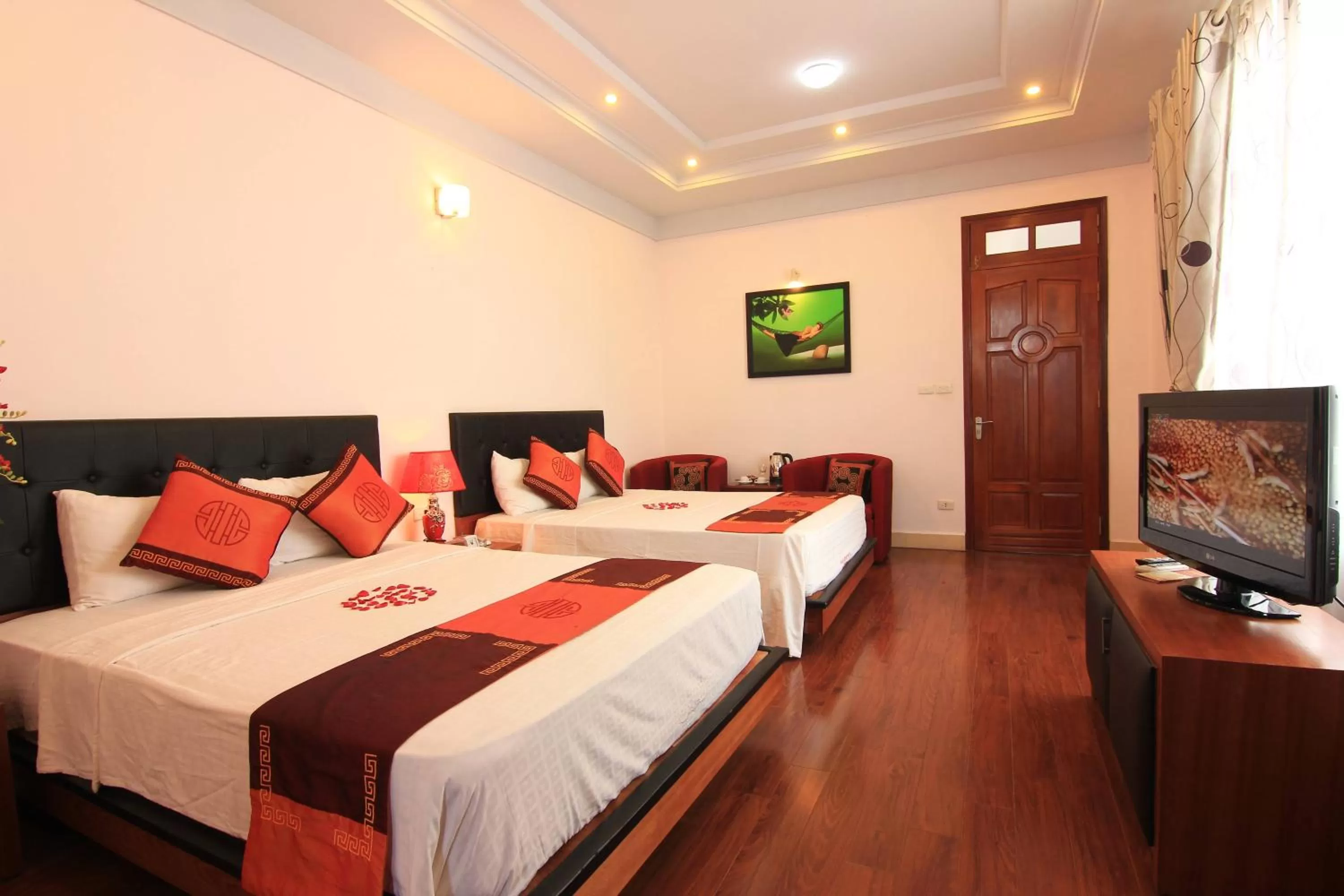 Bed in Urban Alley Hotel