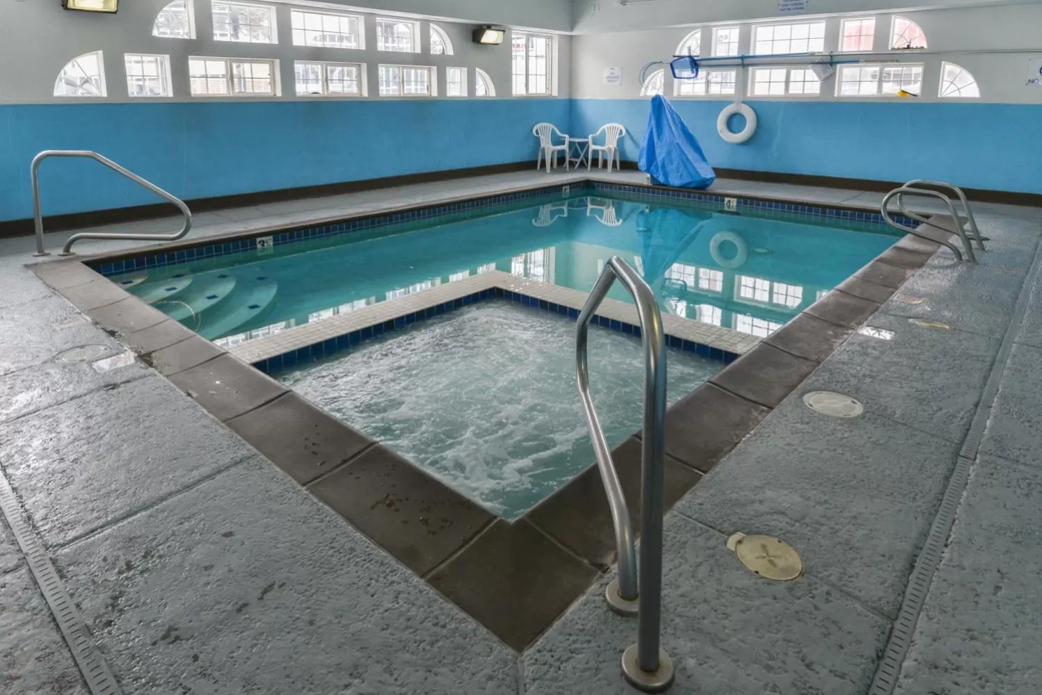 Pool view, Swimming Pool in Baymont by Wyndham Garden of the Gods Colorado Springs