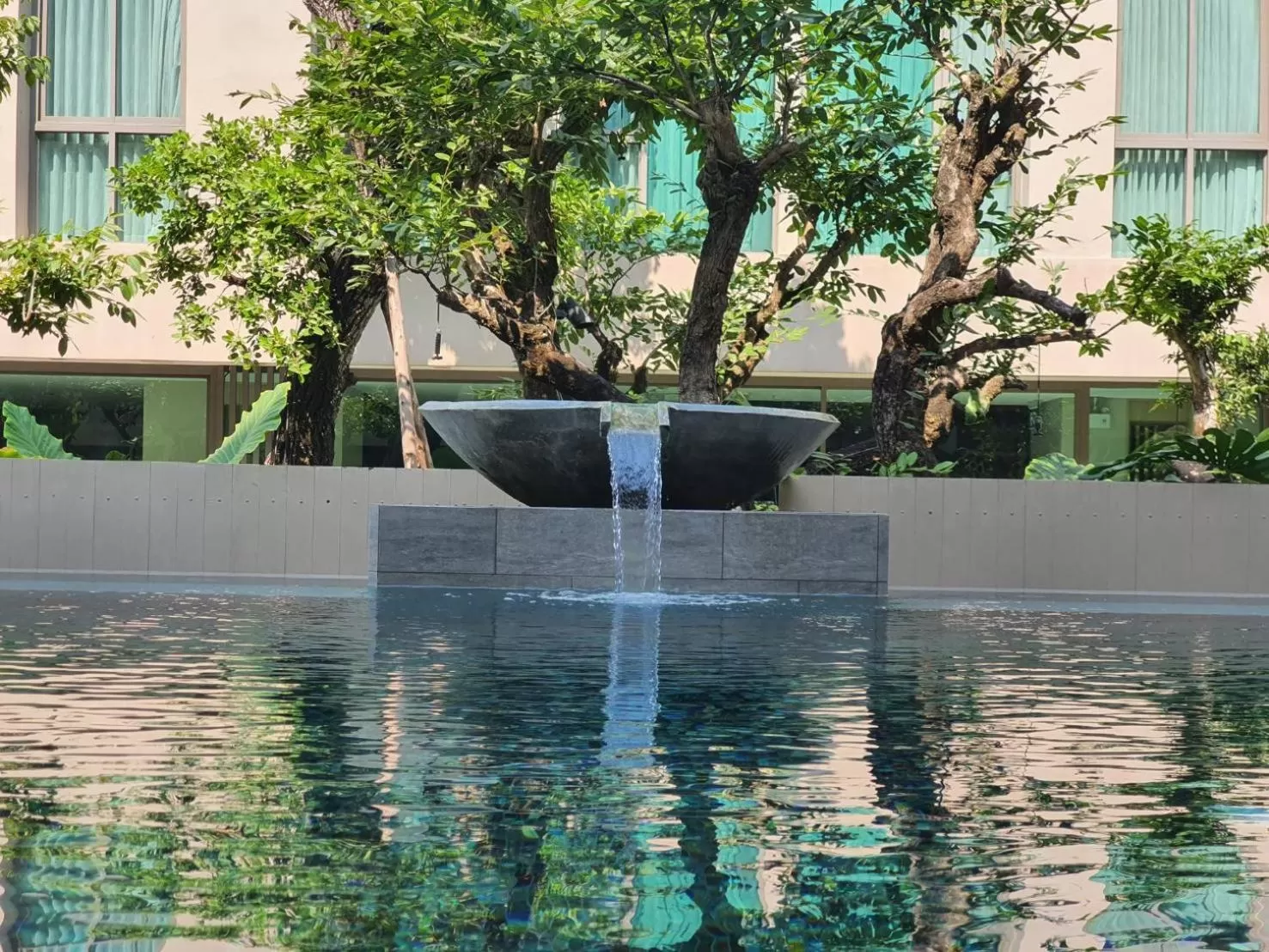 Swimming pool in Ana Park Residence