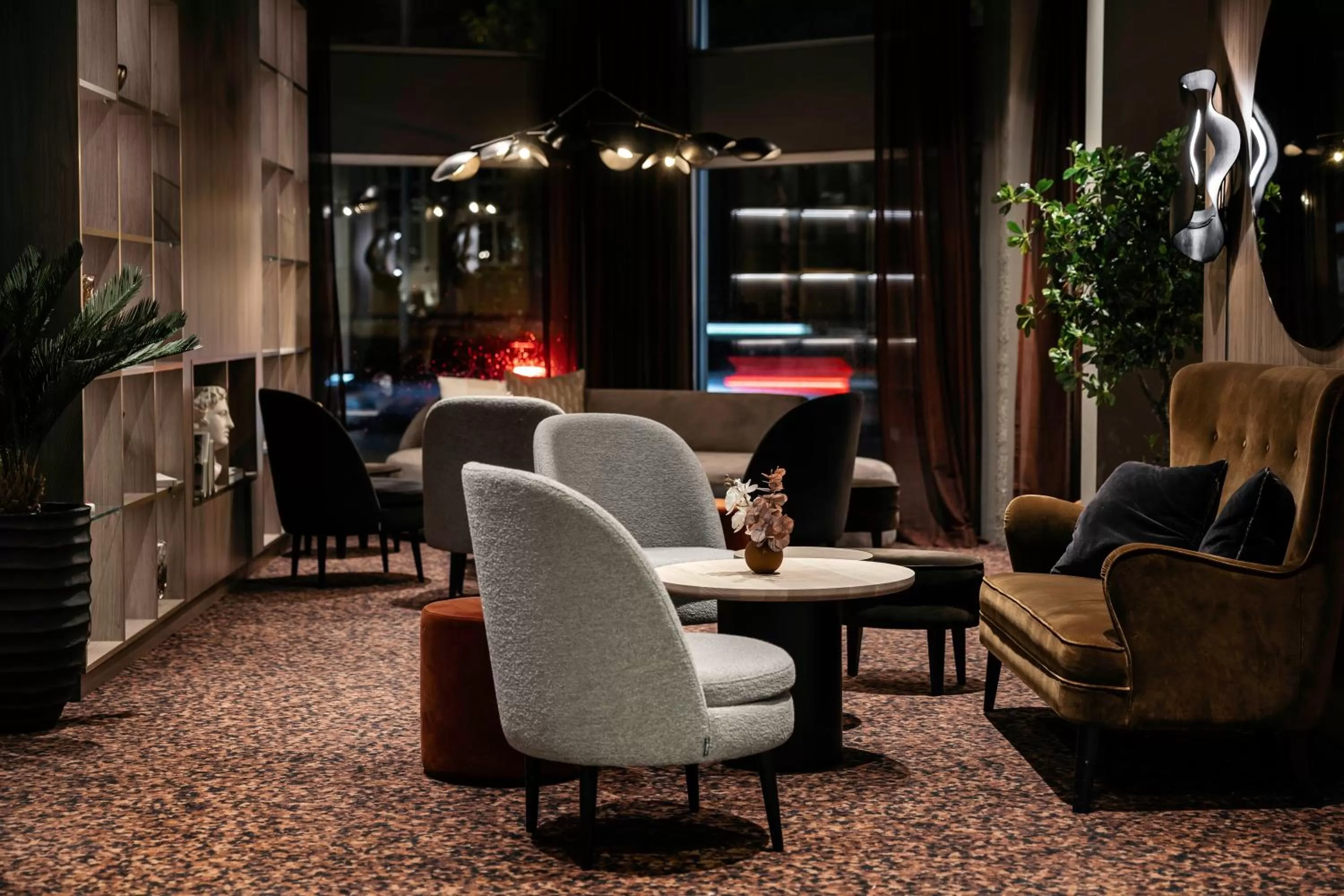 Communal lounge/ TV room in Quality Hotel Saga