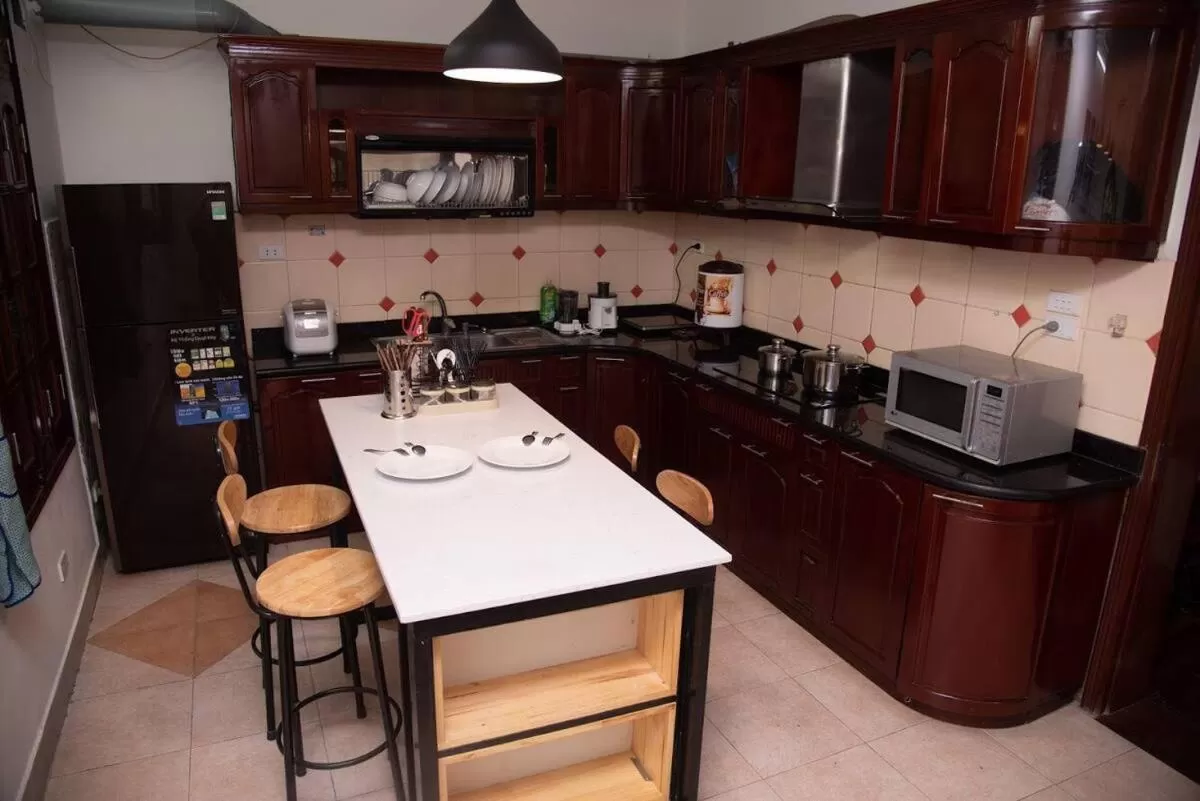 Kitchen or kitchenette in Eden Westlake Hotel