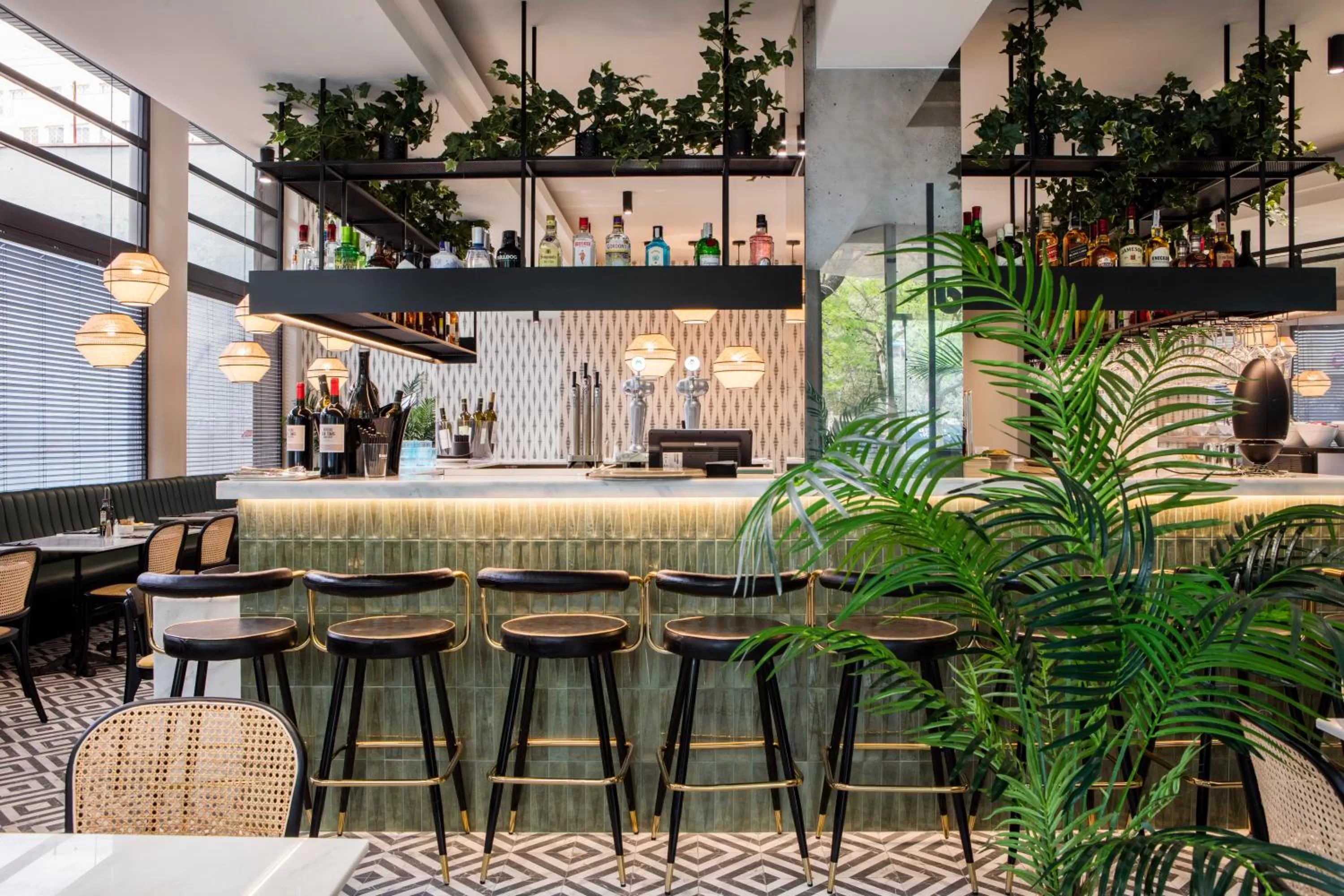 Restaurant/places to eat in Acta CITY47