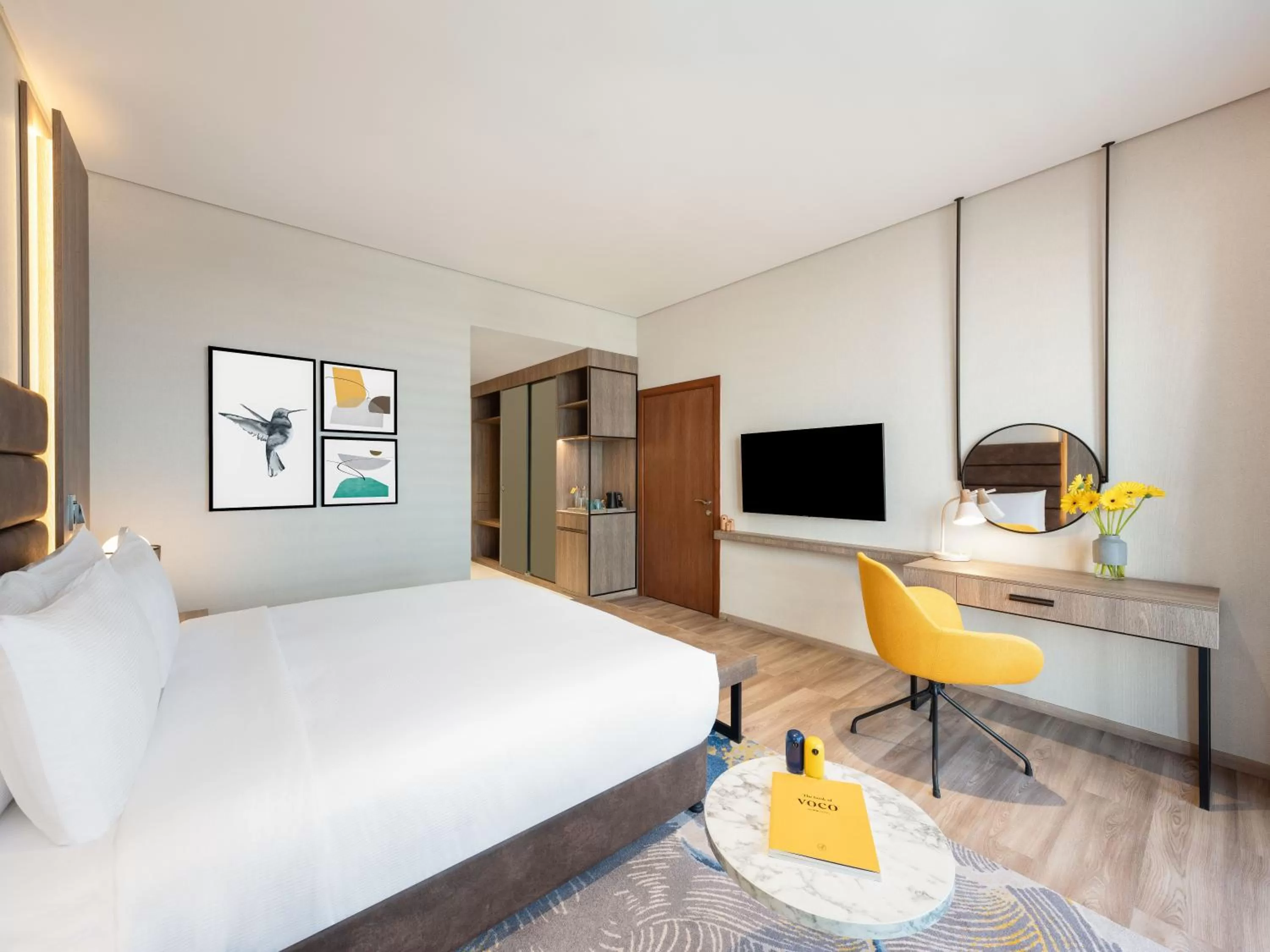 Bed in voco Dubai The Palm by IHG