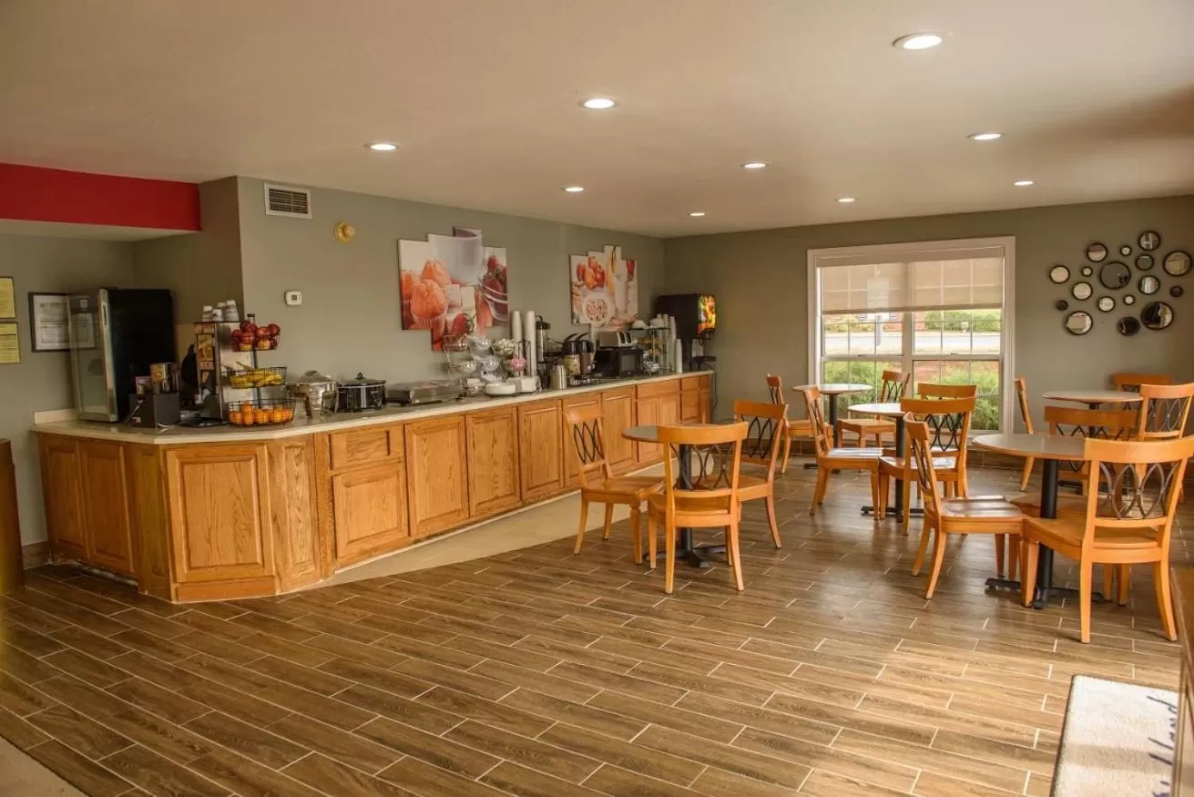 Restaurant/places to eat in Richland Inn