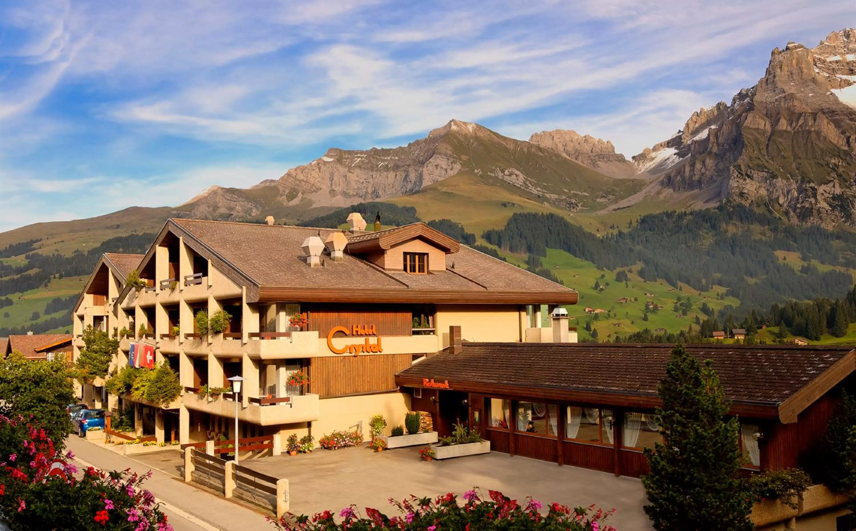 Facade/entrance in Hotel Crystal