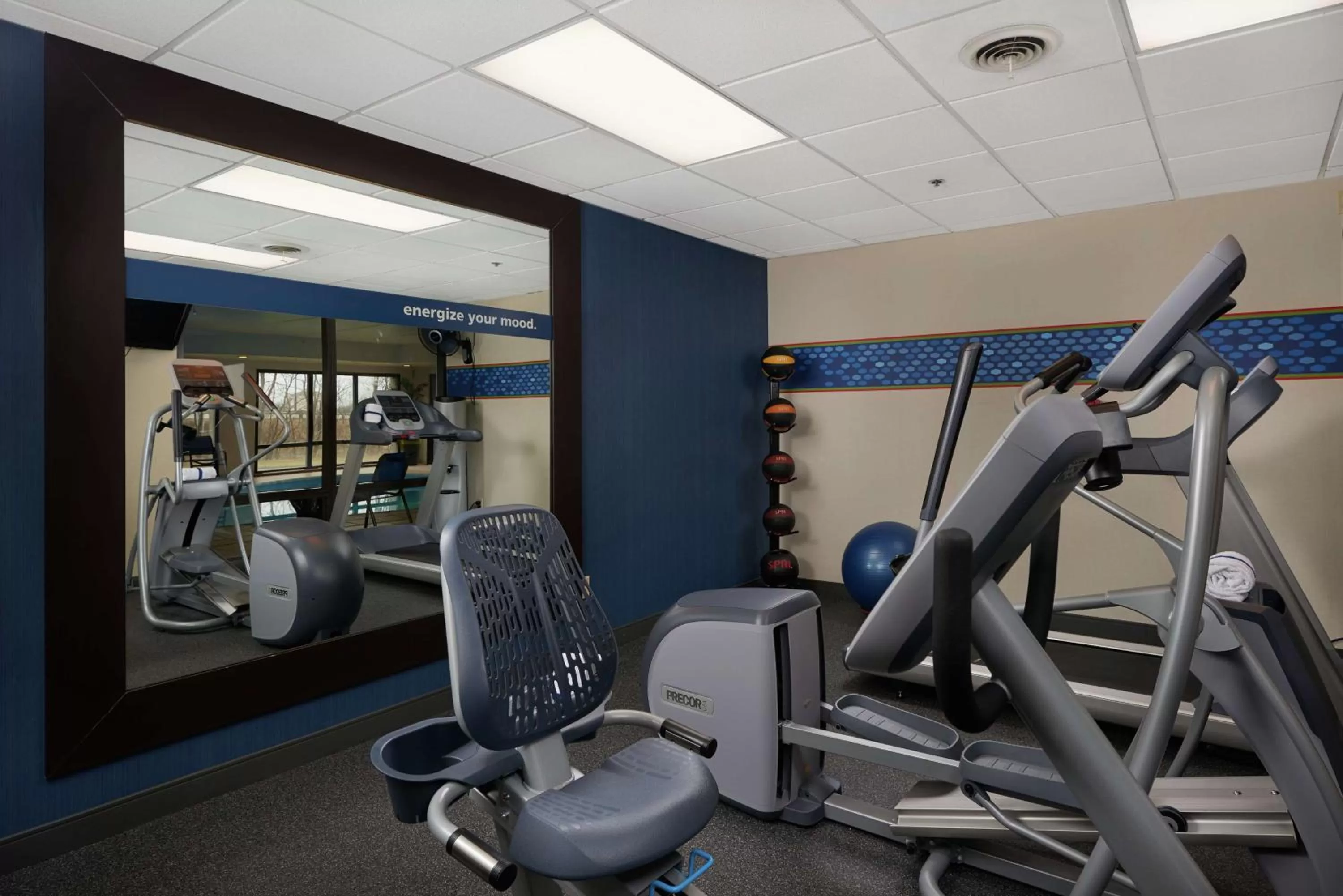 Fitness centre/facilities in Hampton Inn by Hilton Youngstown-West I-80