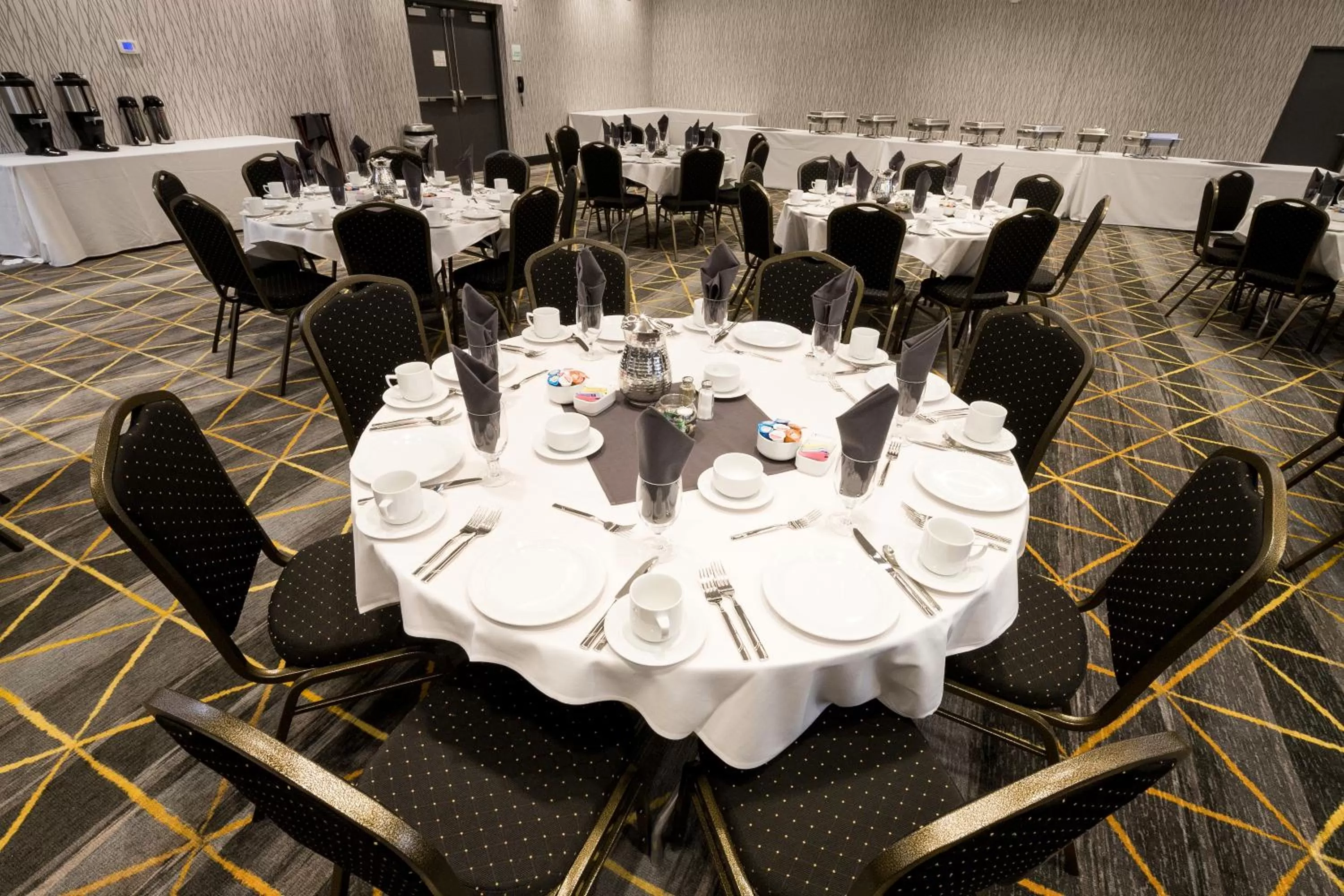 Banquet/Function facilities in Holiday Inn & Suites Detroit - Troy by IHG