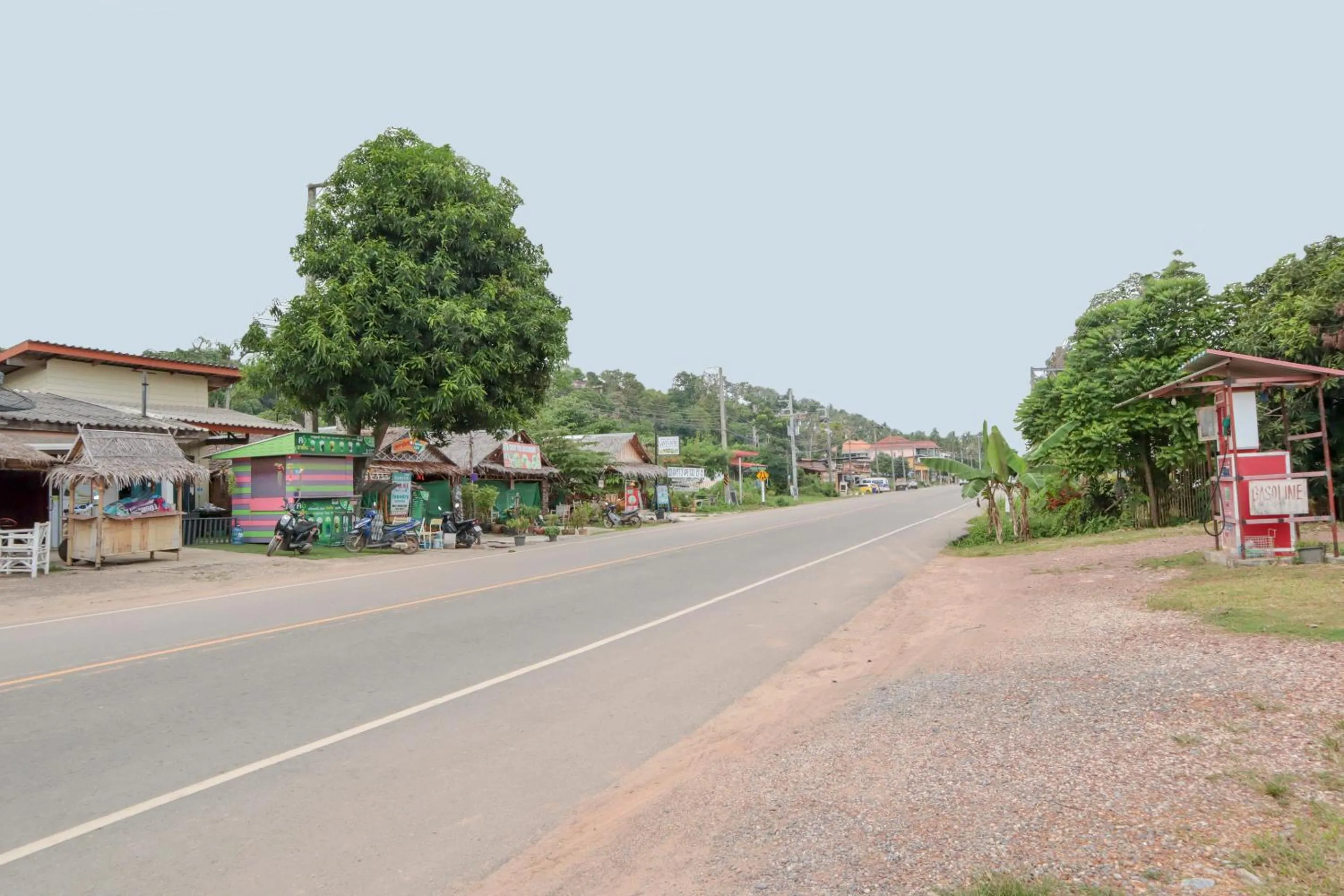 Street view in Lanta Andaleaf Bungalow - SHA Extra Plus