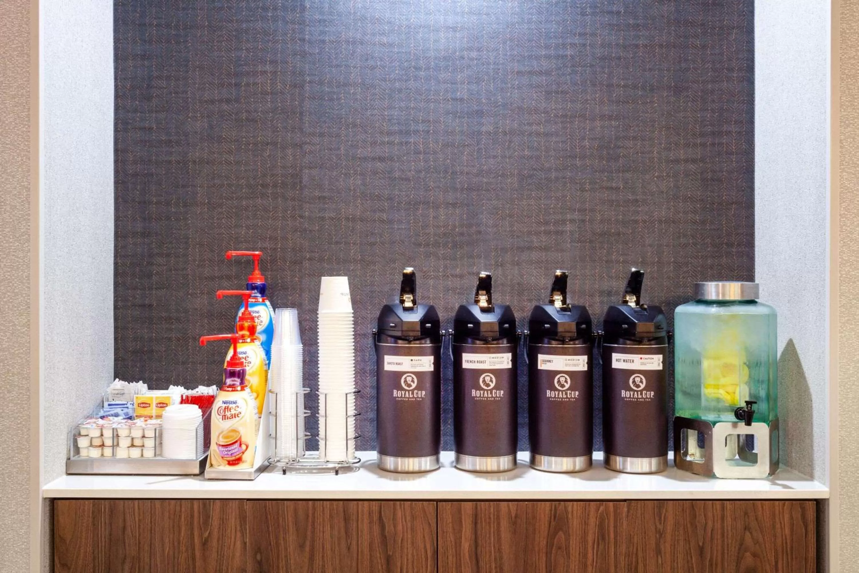 On site in La Quinta by Wyndham St. Petersburg Northeast *Newly Renovated