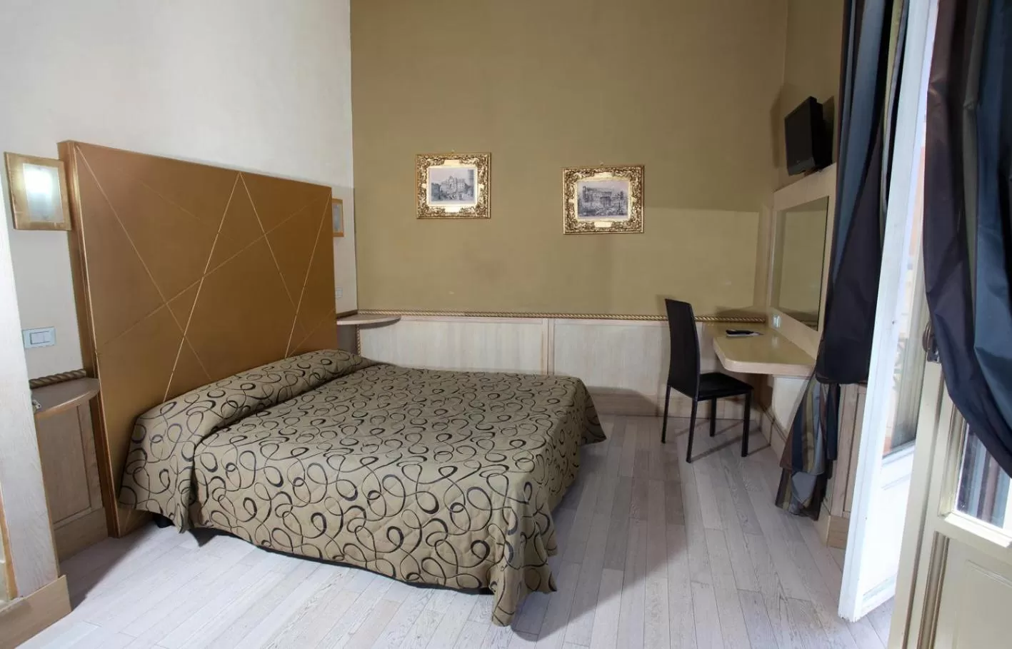 Bedroom, Bed in Hotel Nardizzi Americana