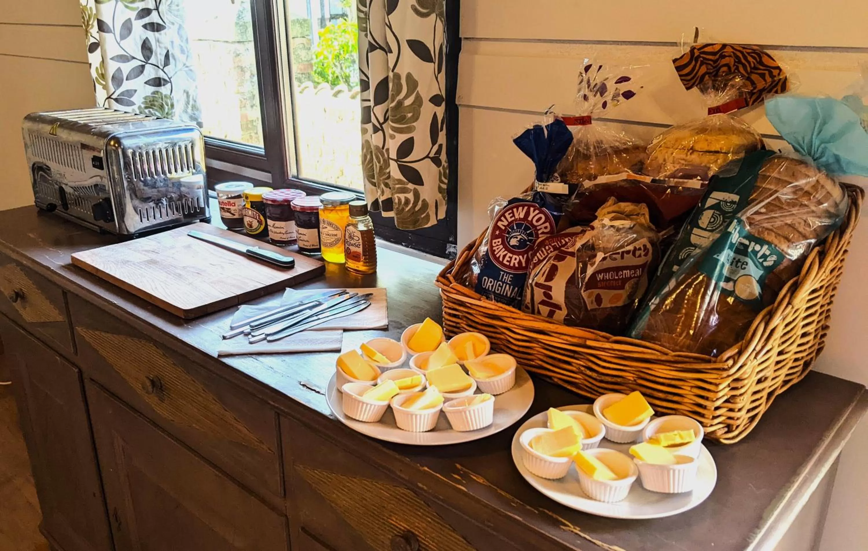 Food and drinks in Kingfisher Barn