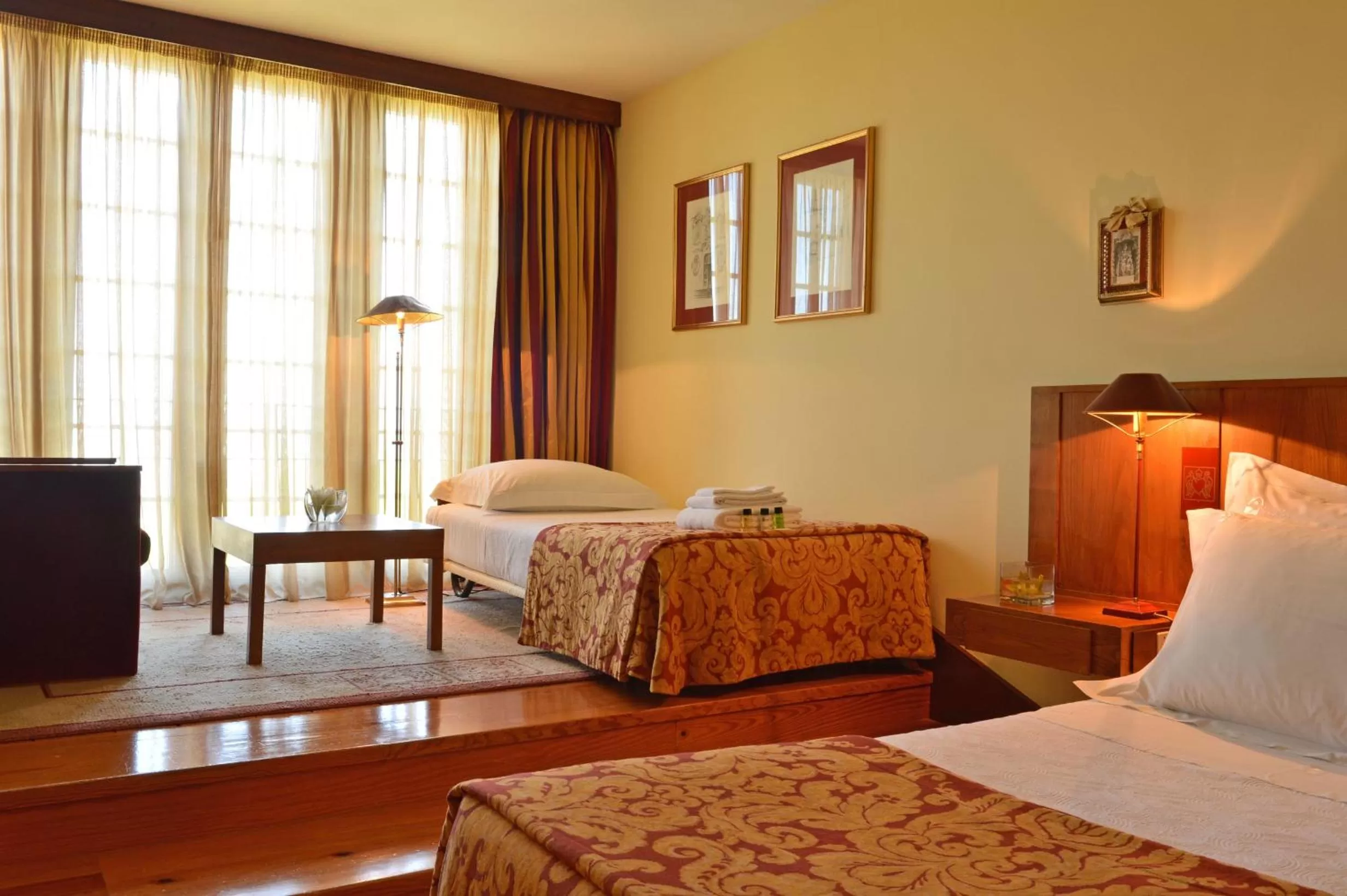 Bed in Pousada Mosteiro de Guimaraes