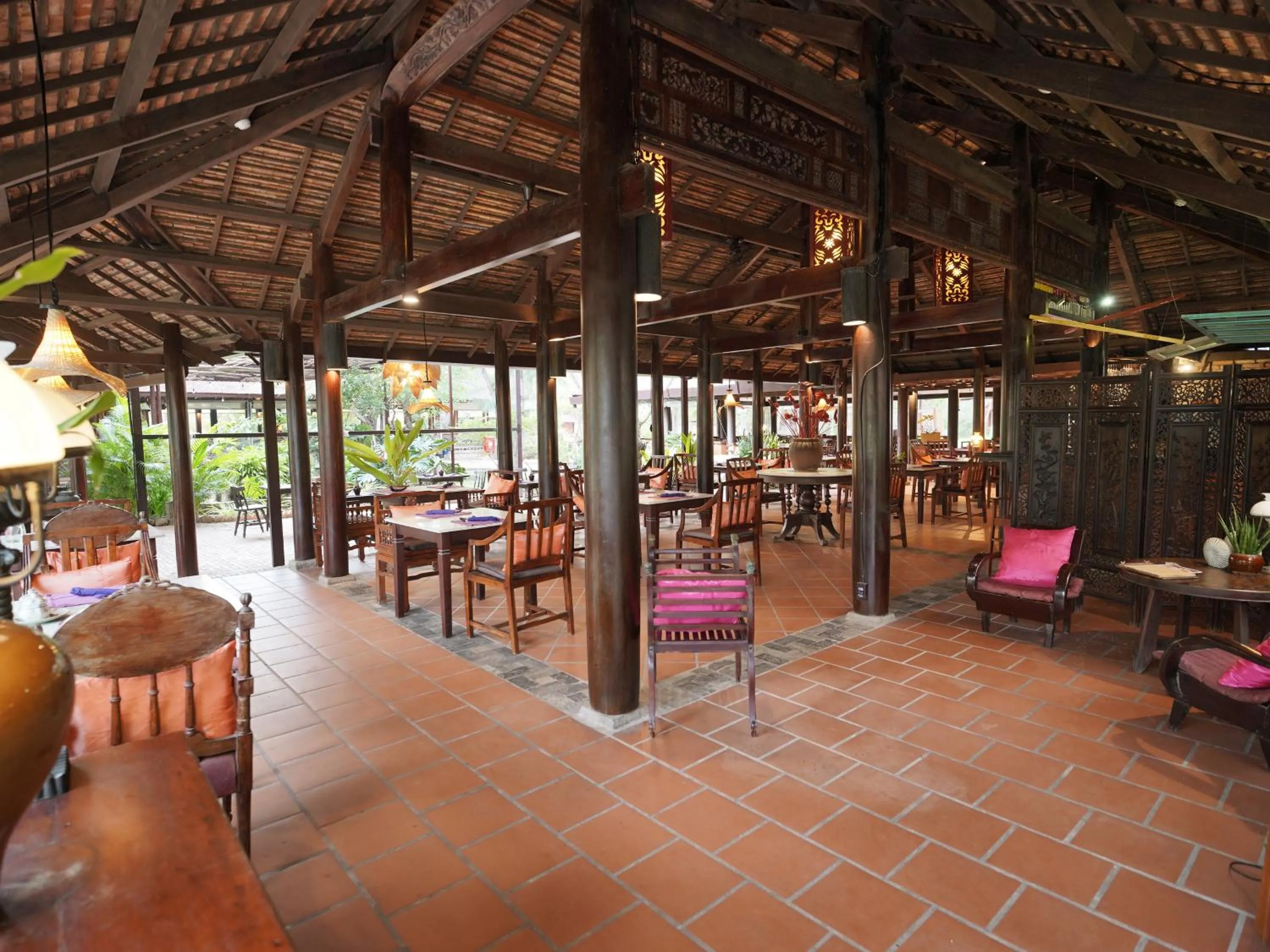 Restaurant/places to eat in Ho Tram Beach Boutique Resort & Spa
