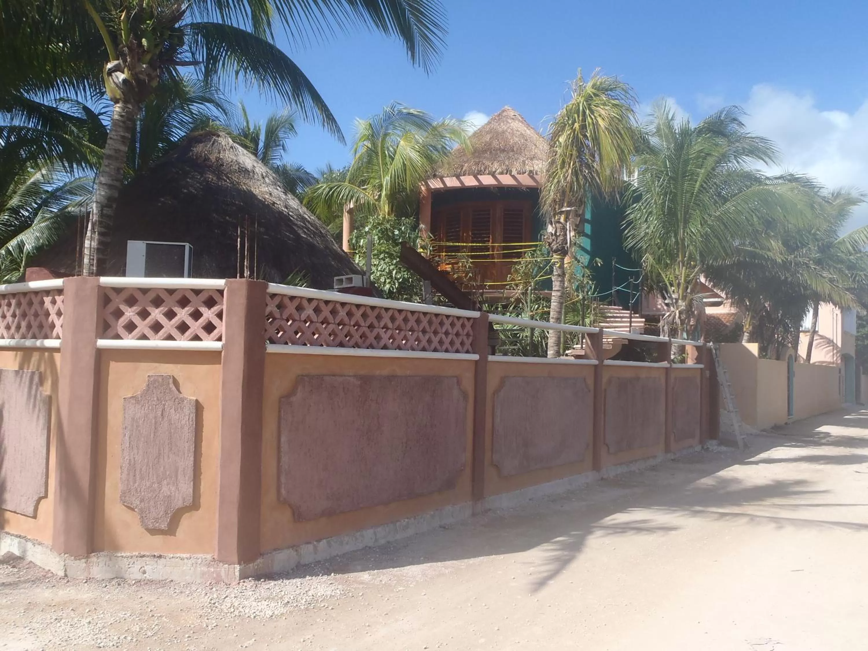 Property building in Cocos Cabañas Playa del Carmen Adults Only