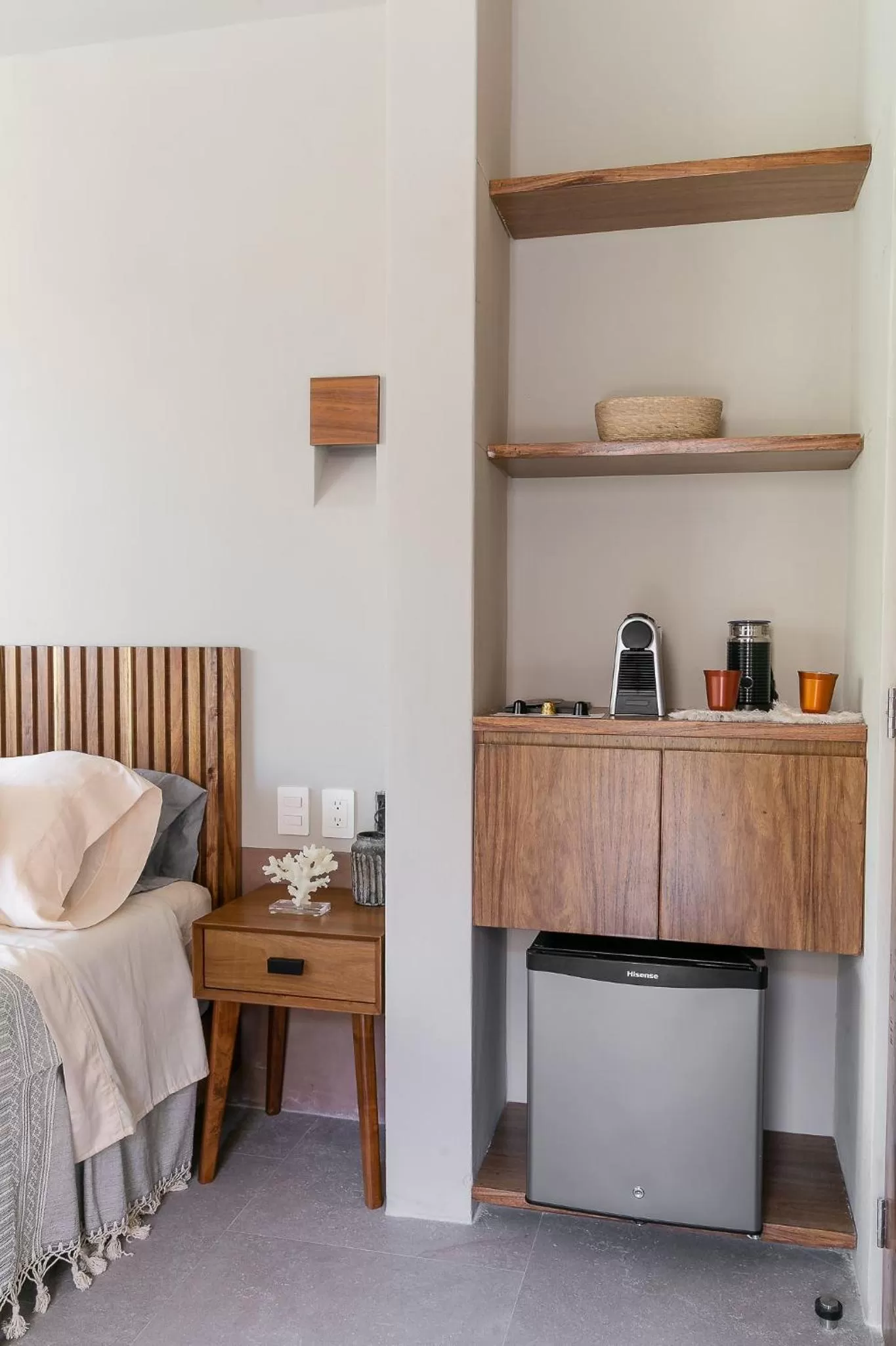 Coffee/tea facilities, Bed in Zereno Tulum Beach Club Access