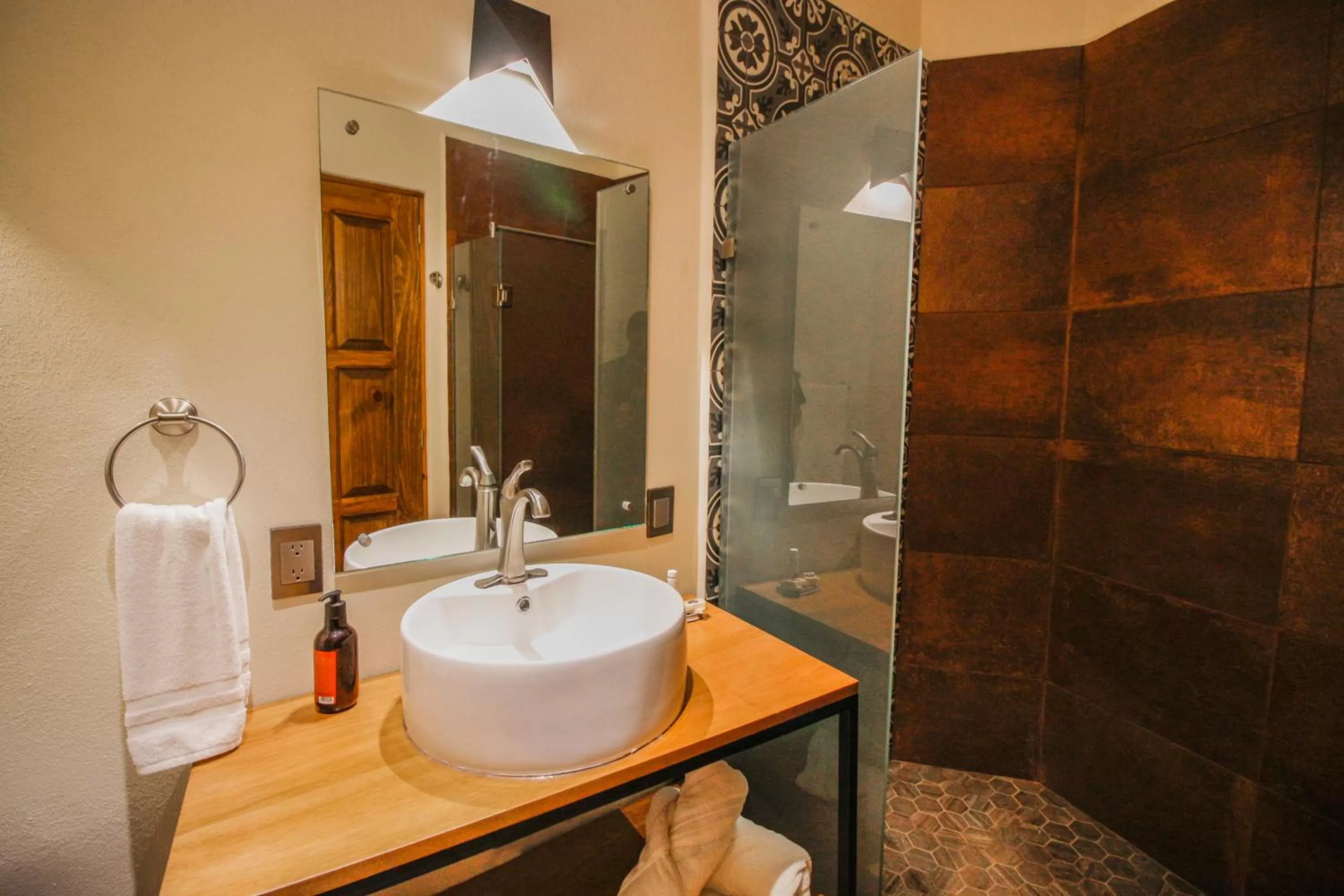 Bathroom in Hotel La Notaría