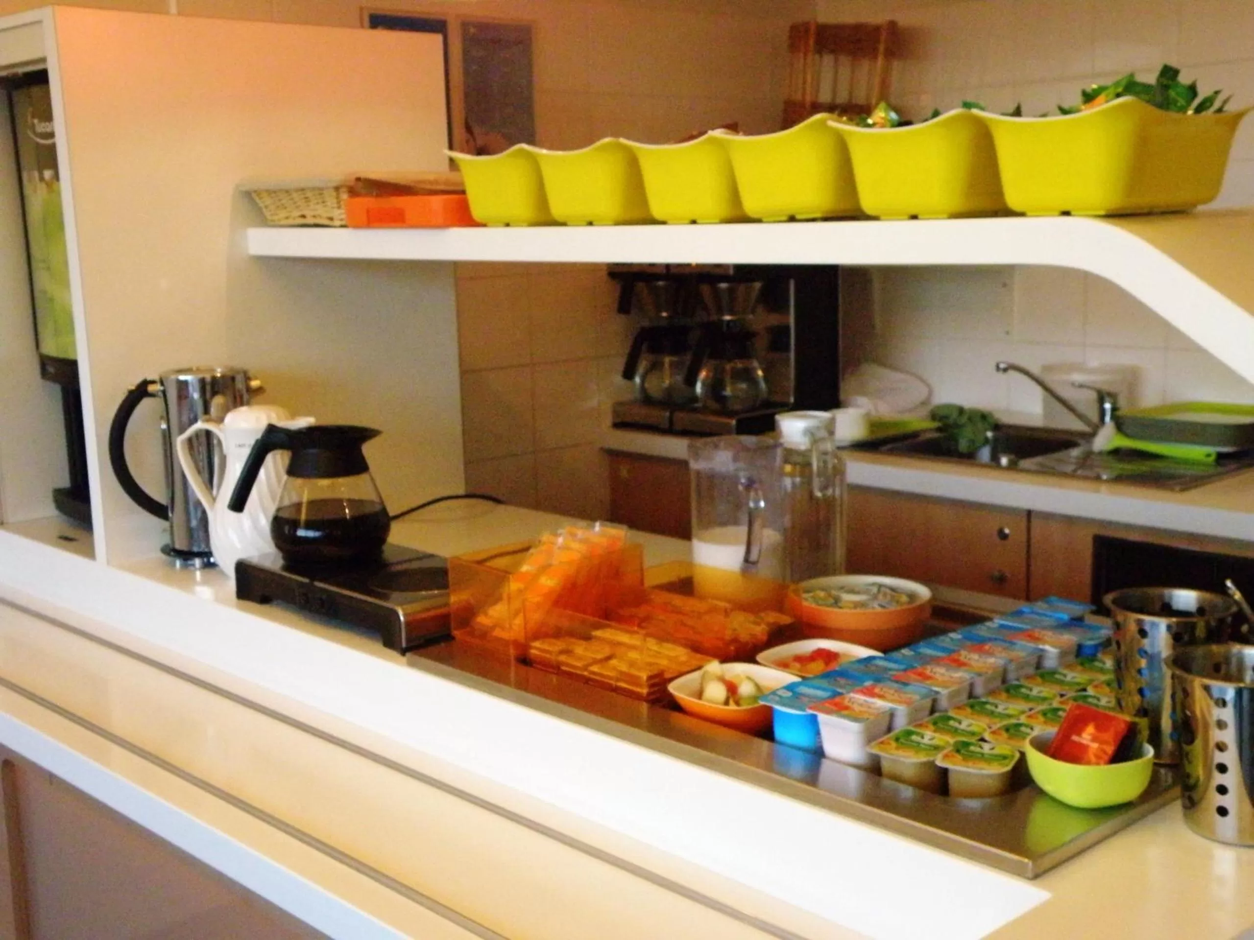 Food and drinks in ibis budget Montauban Les Chaumes