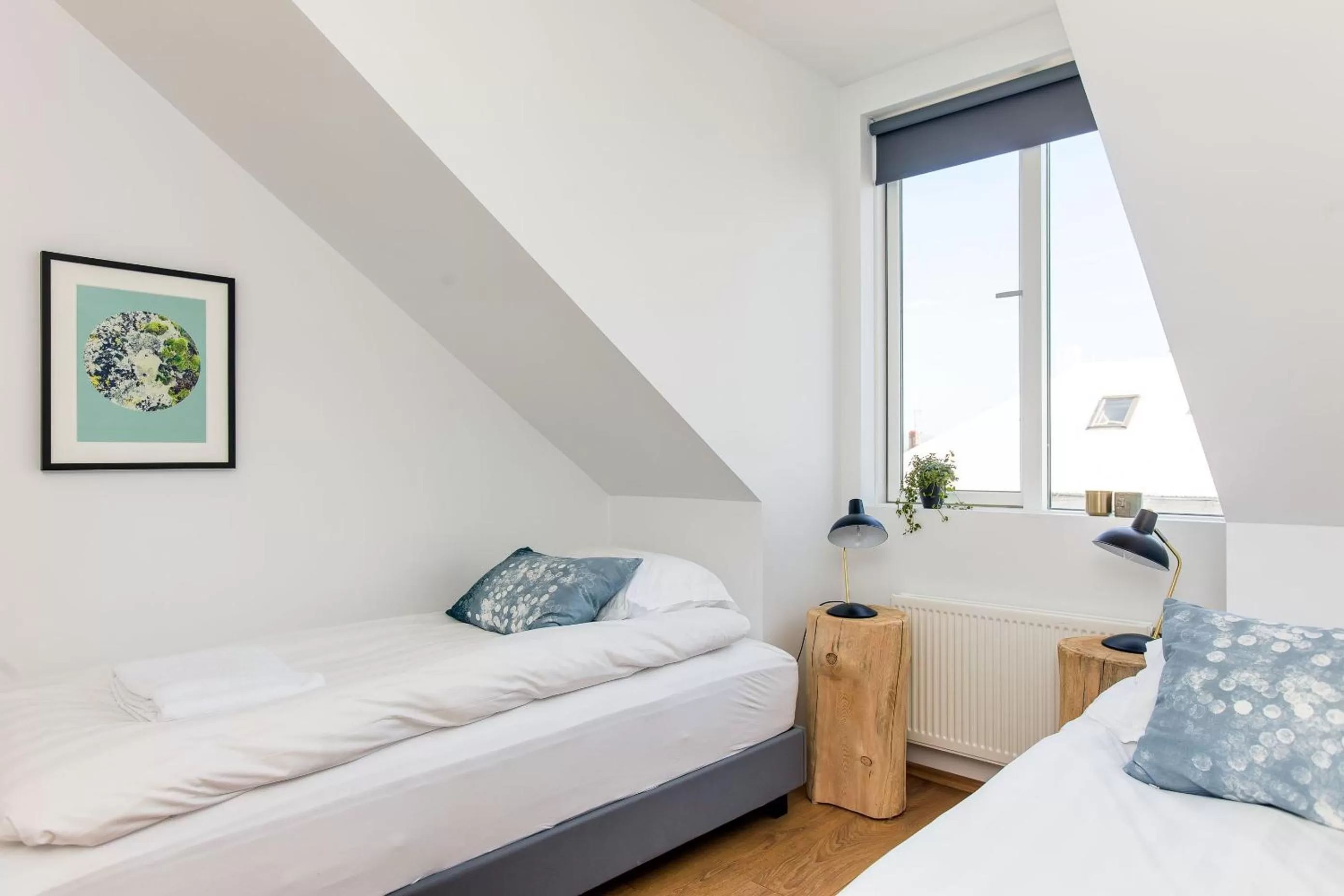 Bed in Tyr Apartments by Heimaleiga