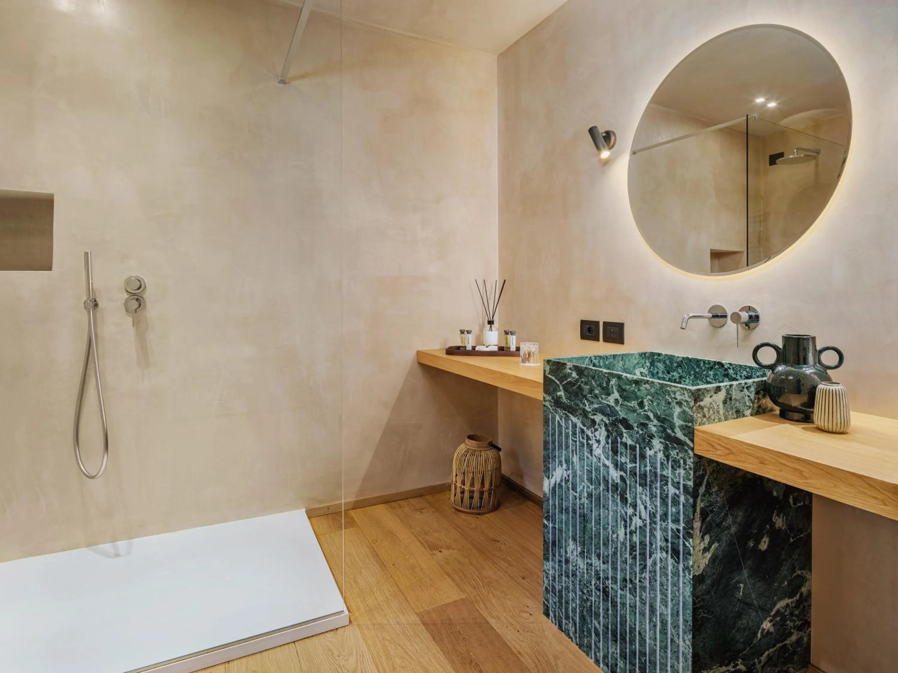 Villa Riviera Resort