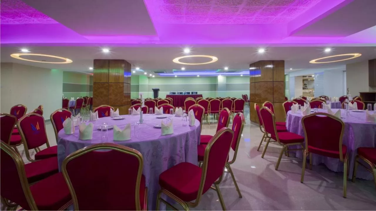 Banquet/Function facilities in Hotel Mira Garden