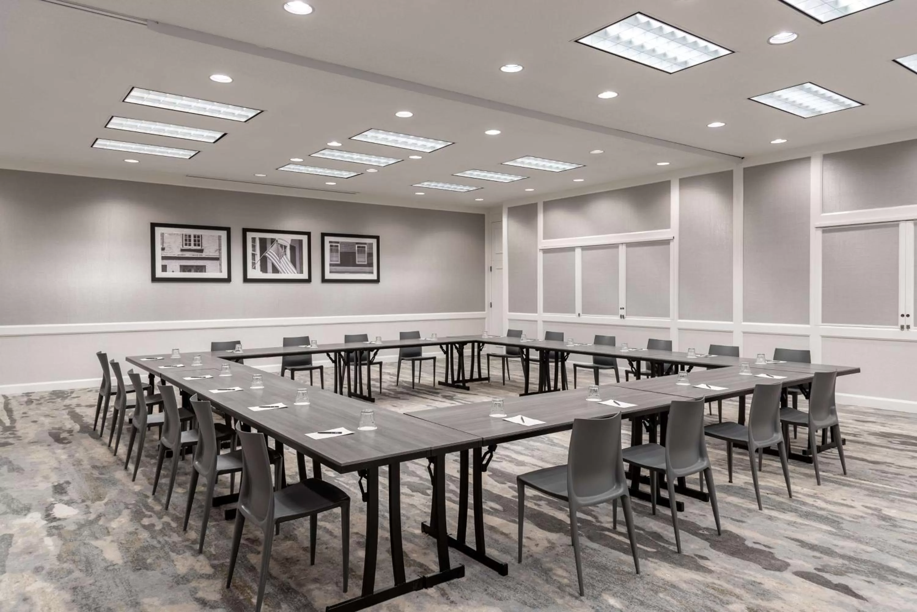 Meeting/conference room in Hilton Alexandria Mark Center