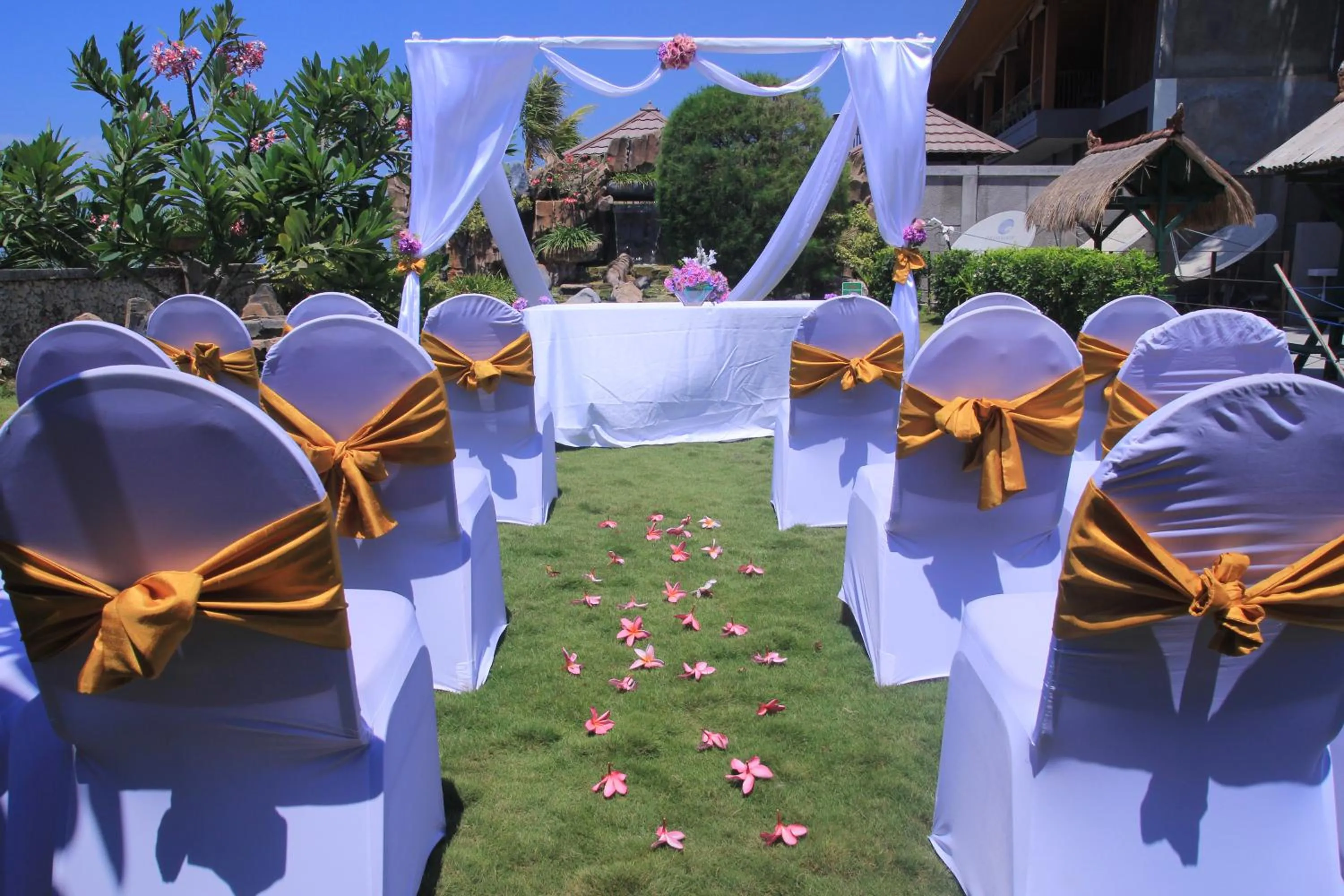 Area and facilities in Hotel on The Rock