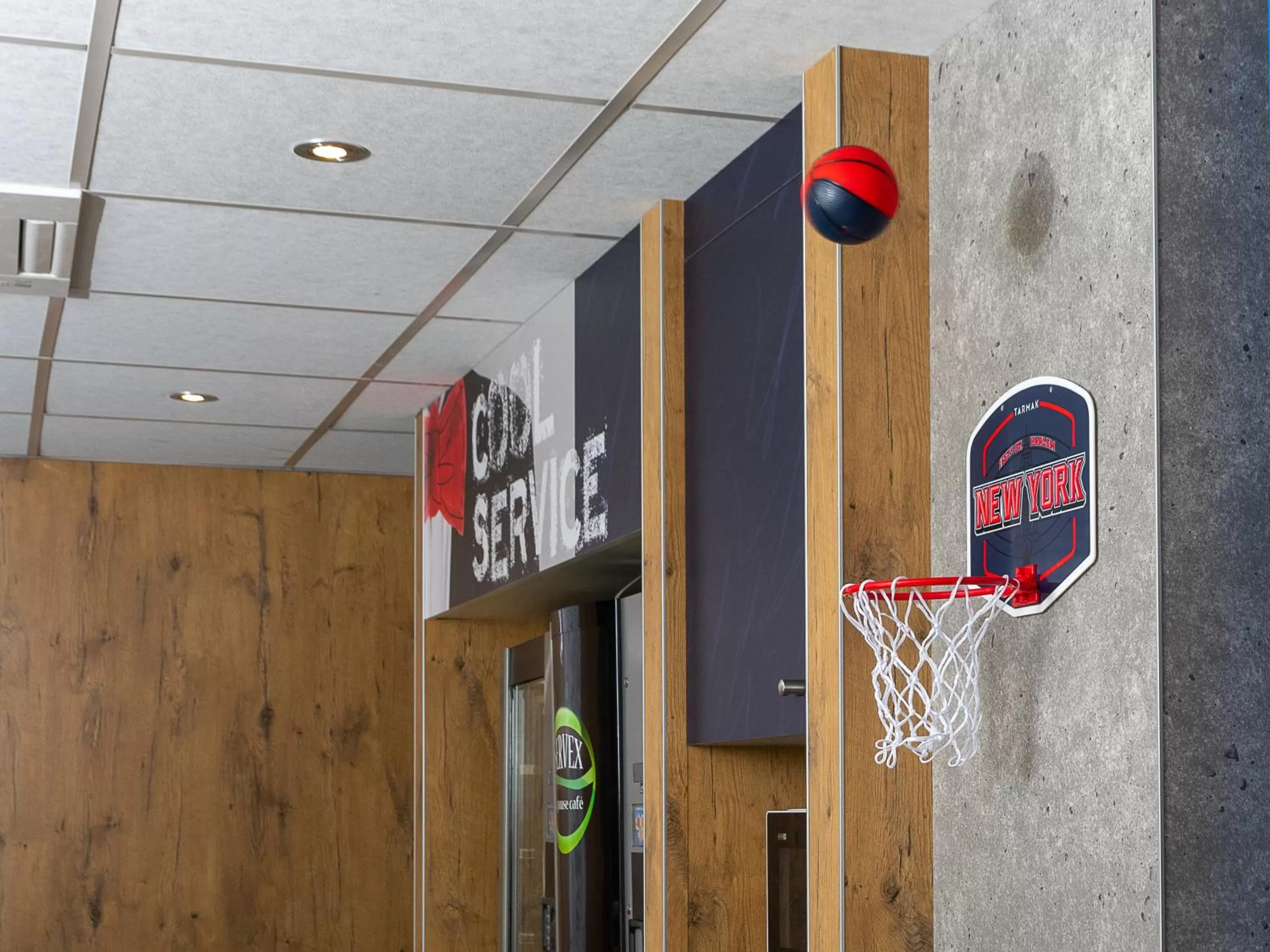 Decorative detail in ibis Budget Cognac