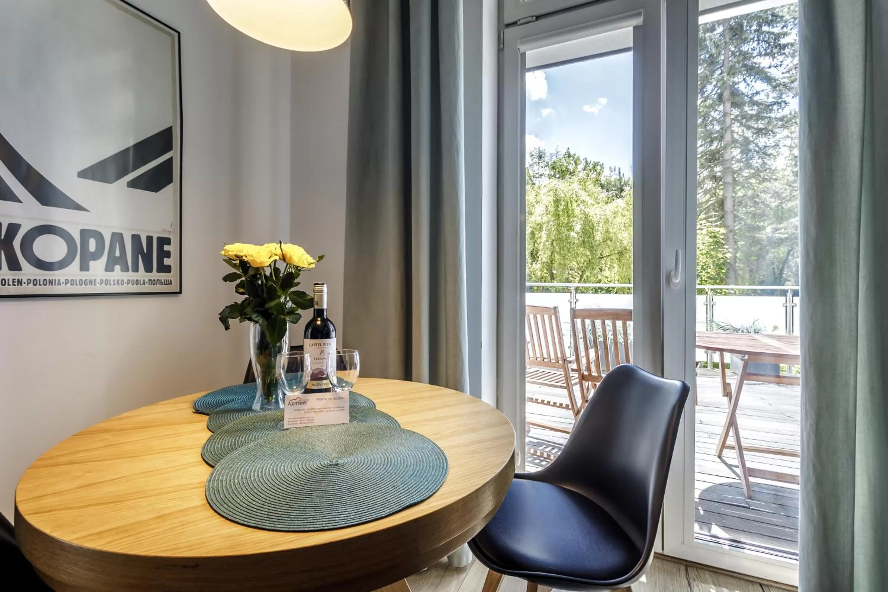 Seating area in Jagiellońska Residence