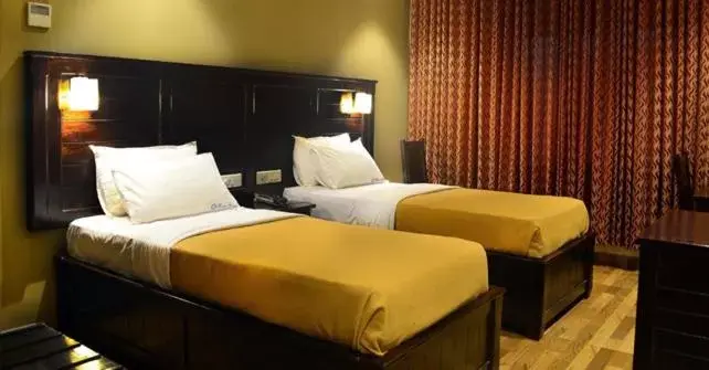 Deluxe Double or Twin Room - single occupancy in Ranis Grand Deluxe Double or Twin Room - single occupancy in Ranis Grand