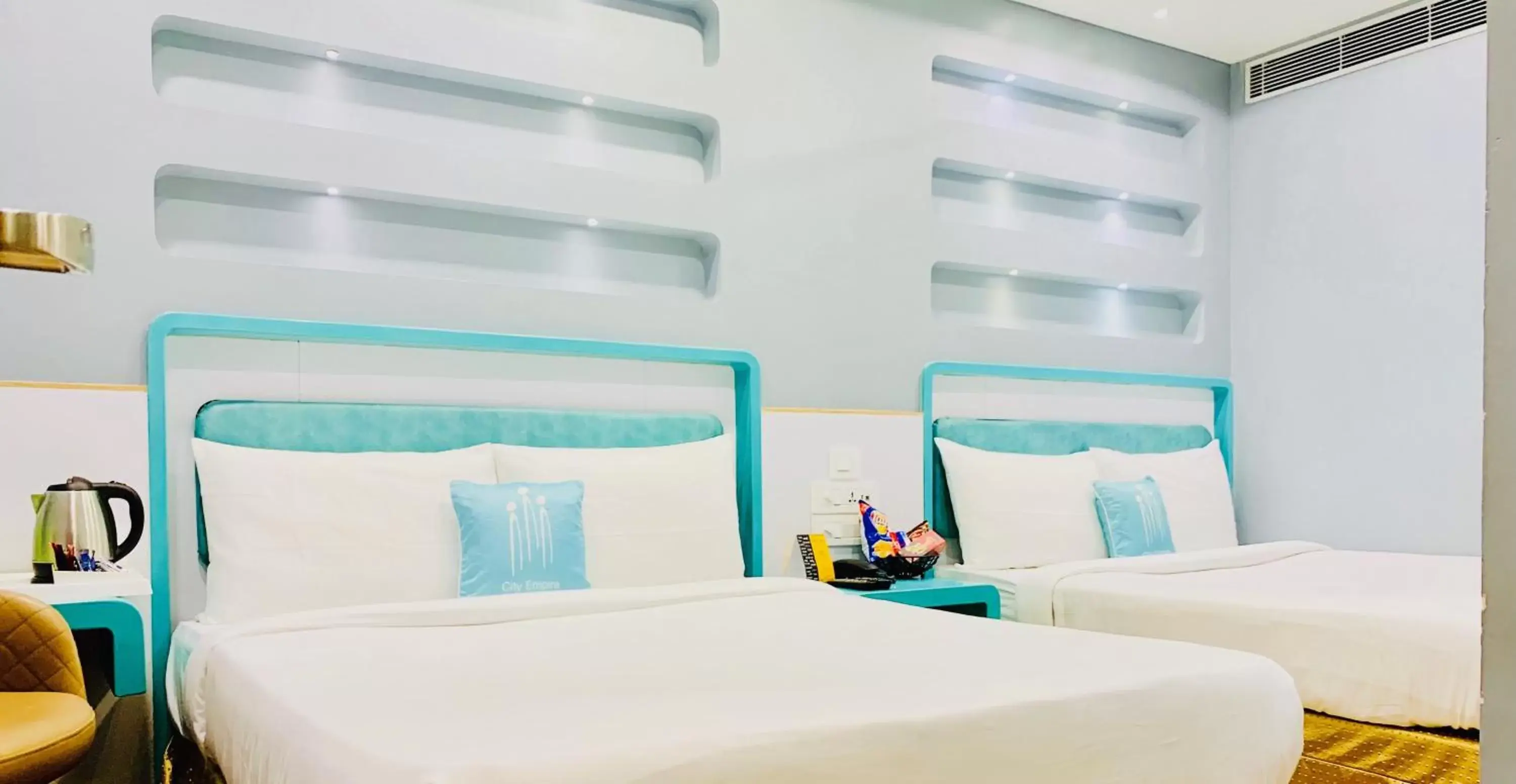 Superior Queen Room with Two Queen Beds in Hotel City Empire - City Centre, with Free Airport Pickup Superior Queen Room with Two Queen Beds in Hotel City Empire - City Centre, with Free Airport Pickup