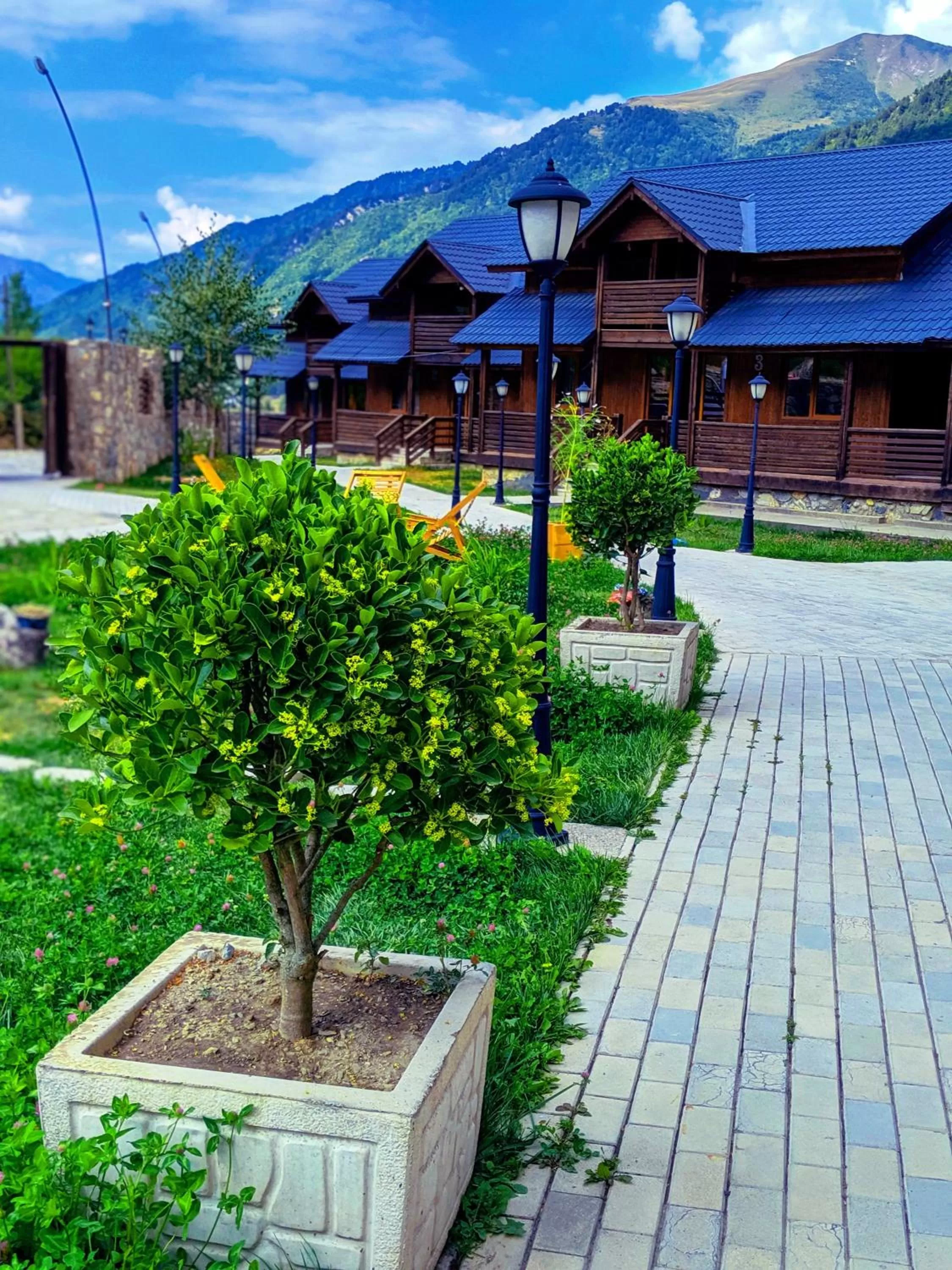 Facade/entrance in Hotel Banguriani