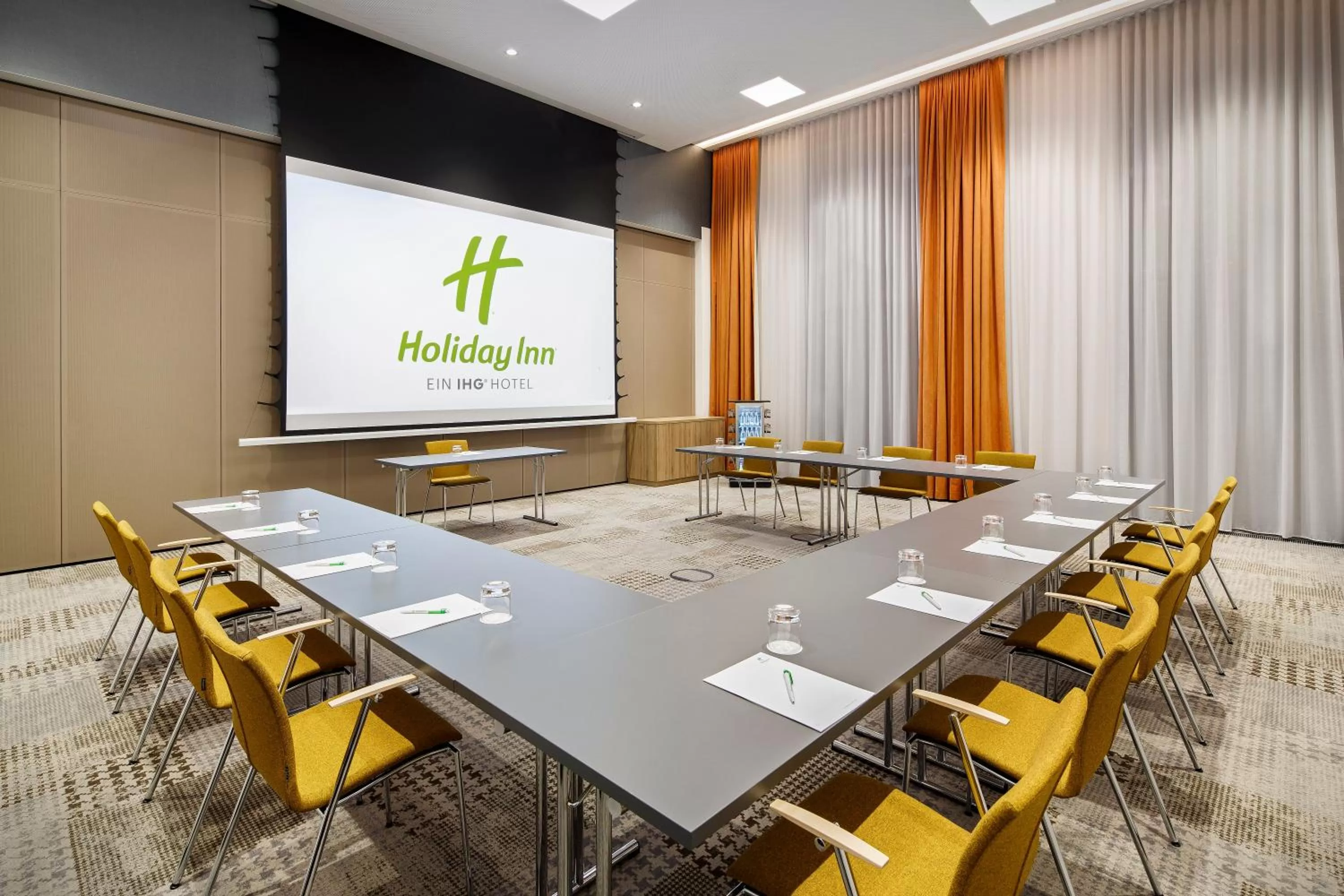 Meeting/conference room in Holiday Inn - Hamburg - HafenCity by IHG