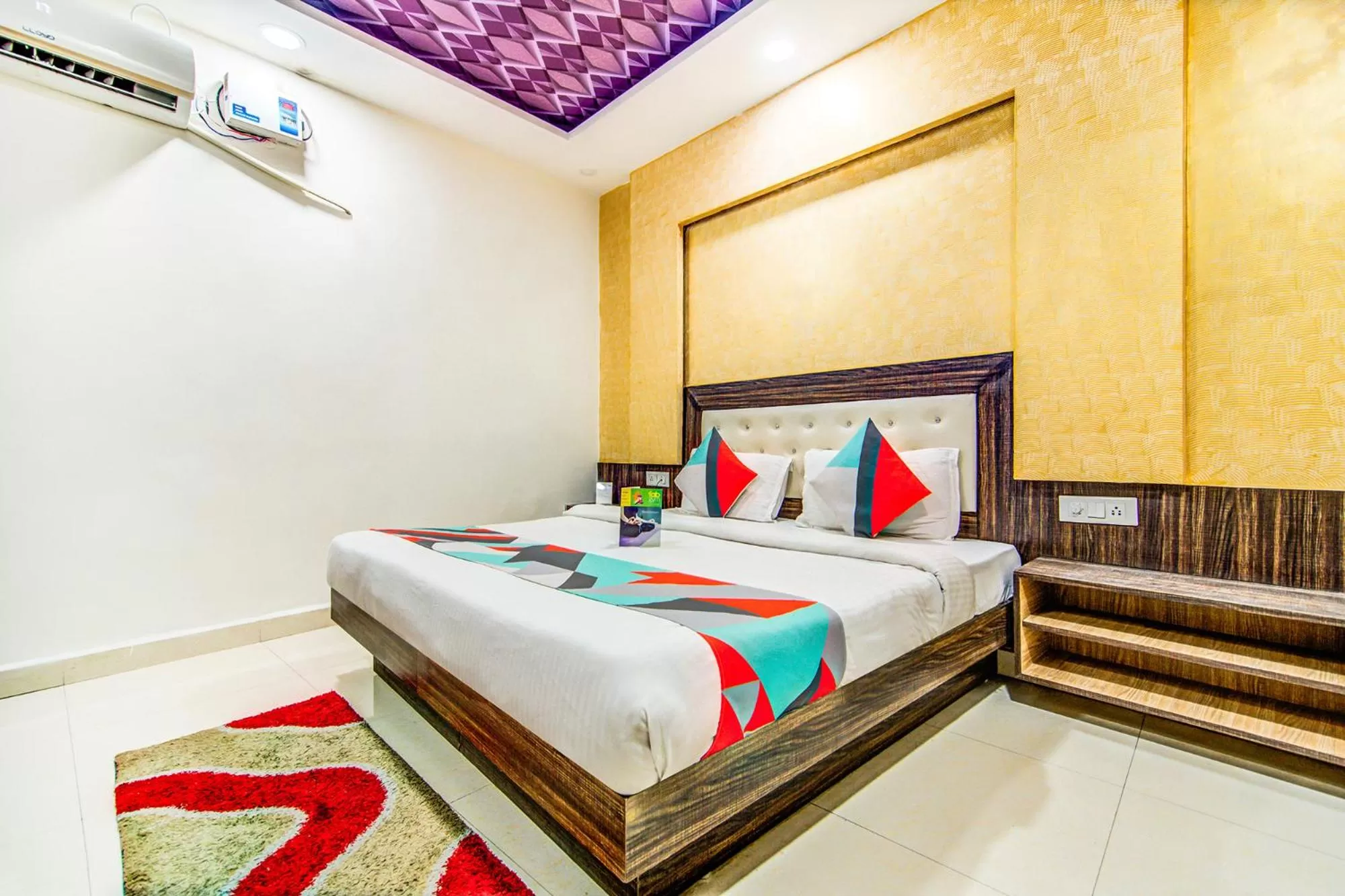 TV and multimedia, Bed in FabHotel KS