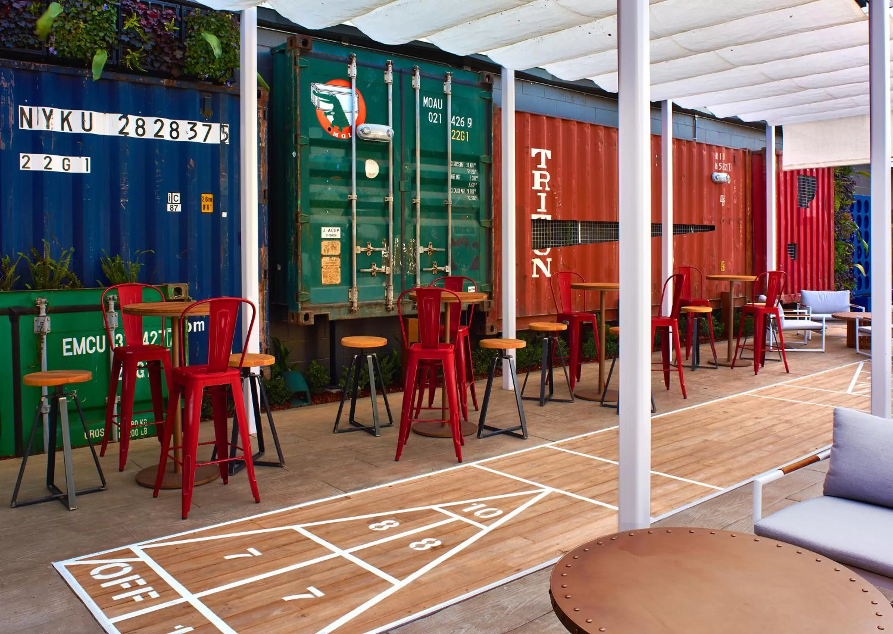 Patio in Hotel Zephyr San Francisco