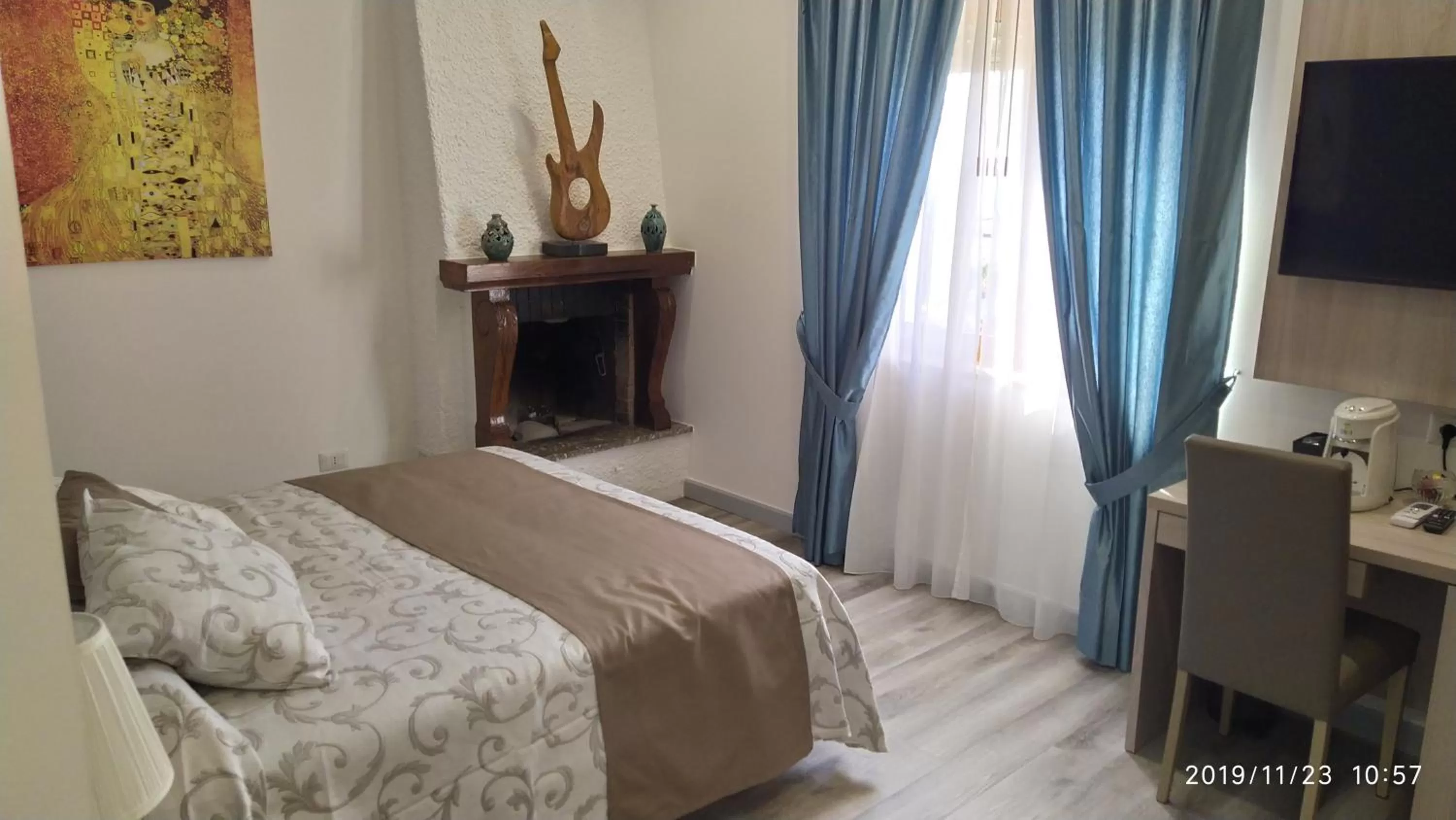 Communal lounge/ TV room, Bed in B&B La Stazione