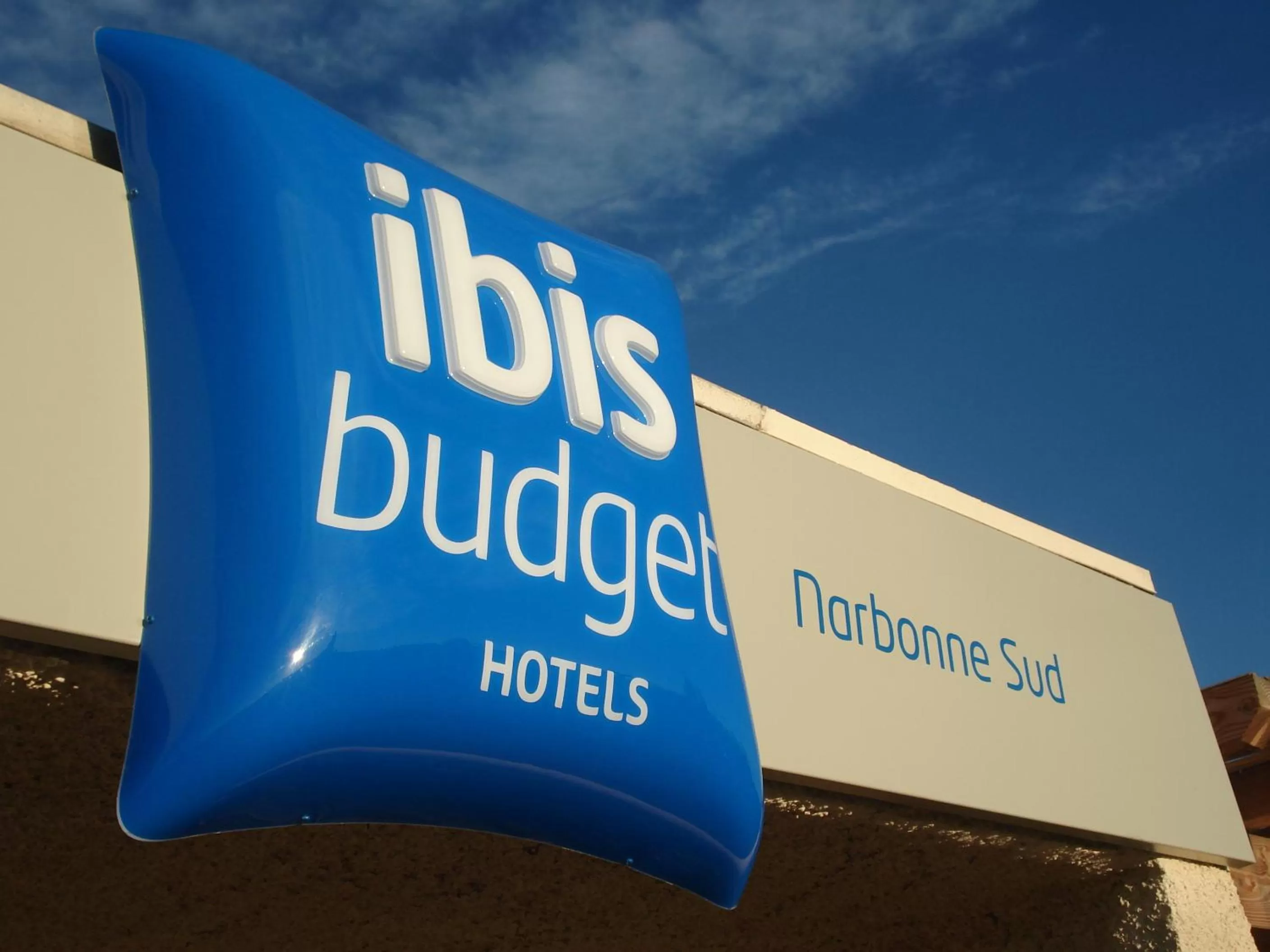 Facade/entrance in ibis budget Narbonne Sud A9/A61