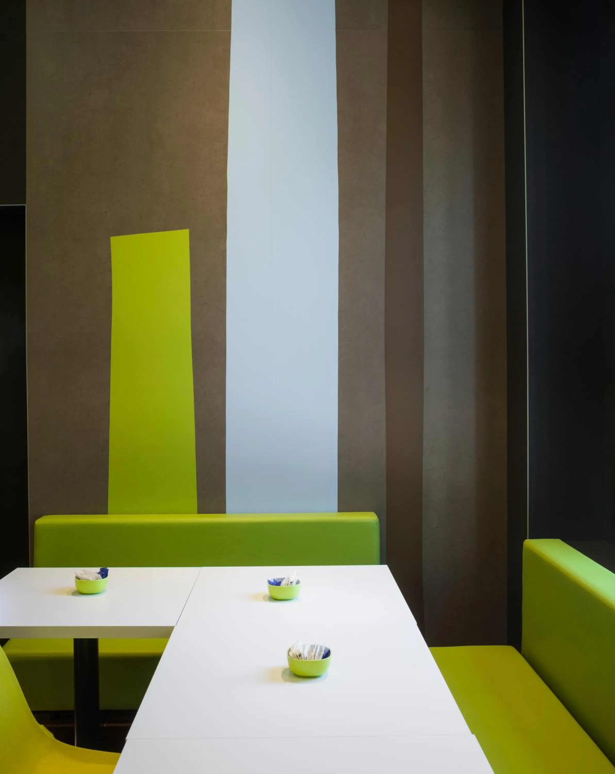 Restaurant/places to eat in Ibis Budget Sevilla Aeropuerto